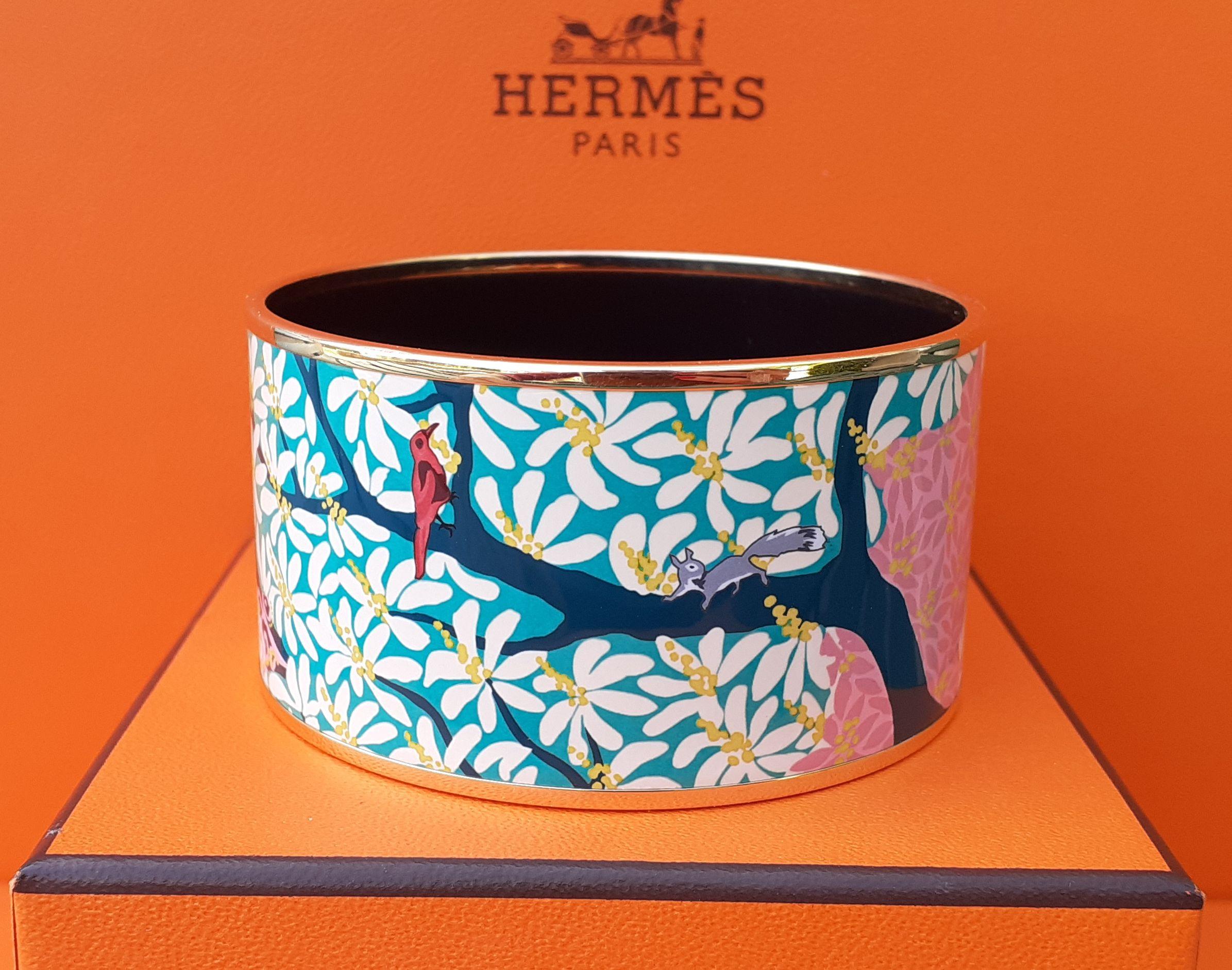 Women's Hermès Enamel Bracelet Dans Un Jardin Anglais Shirley Rosé Ghw Size 65 GRAIL