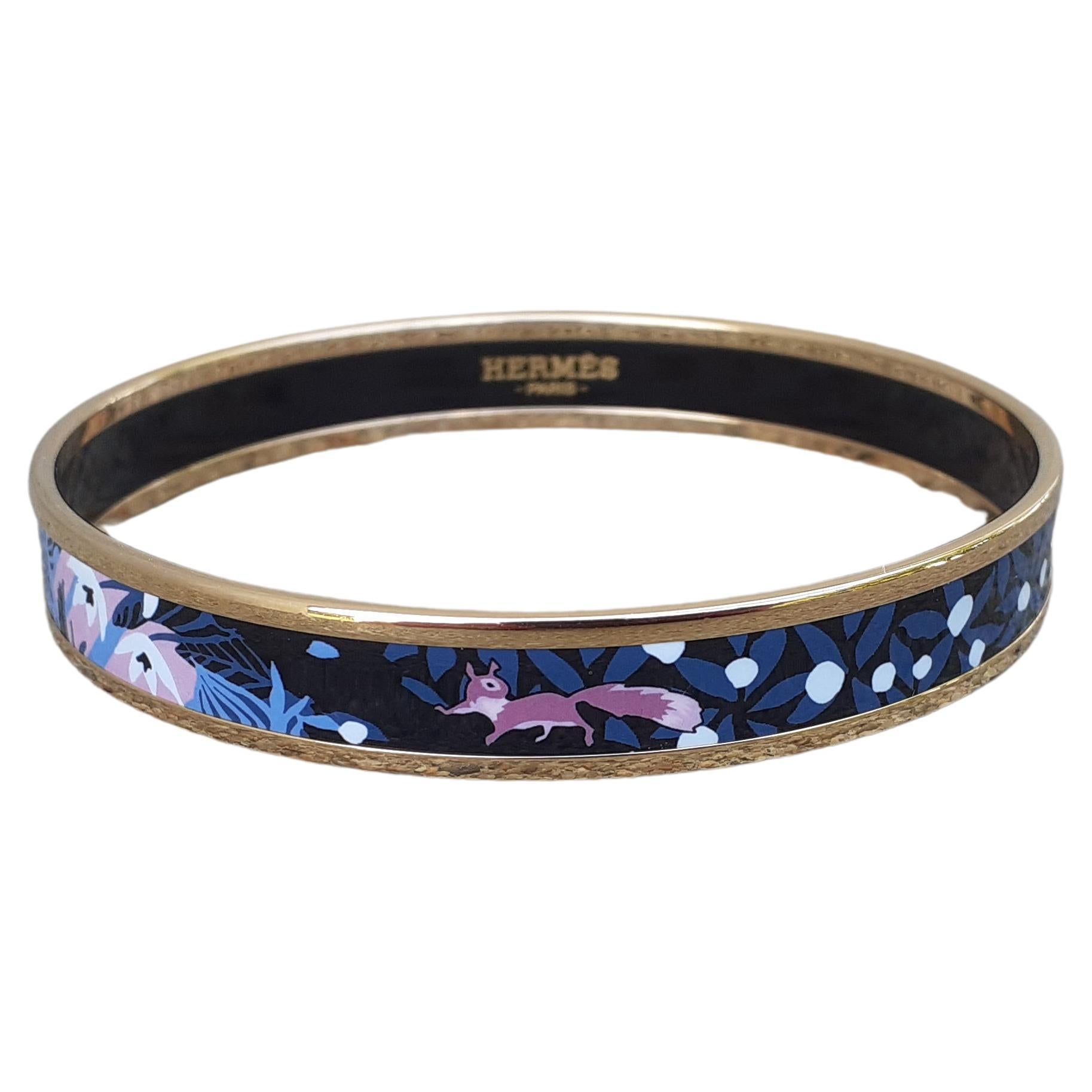 Hermès Bracelet Enamel Dans Un Jardin Anglais Shirley Rosé Ghw Size 70 GM en vente