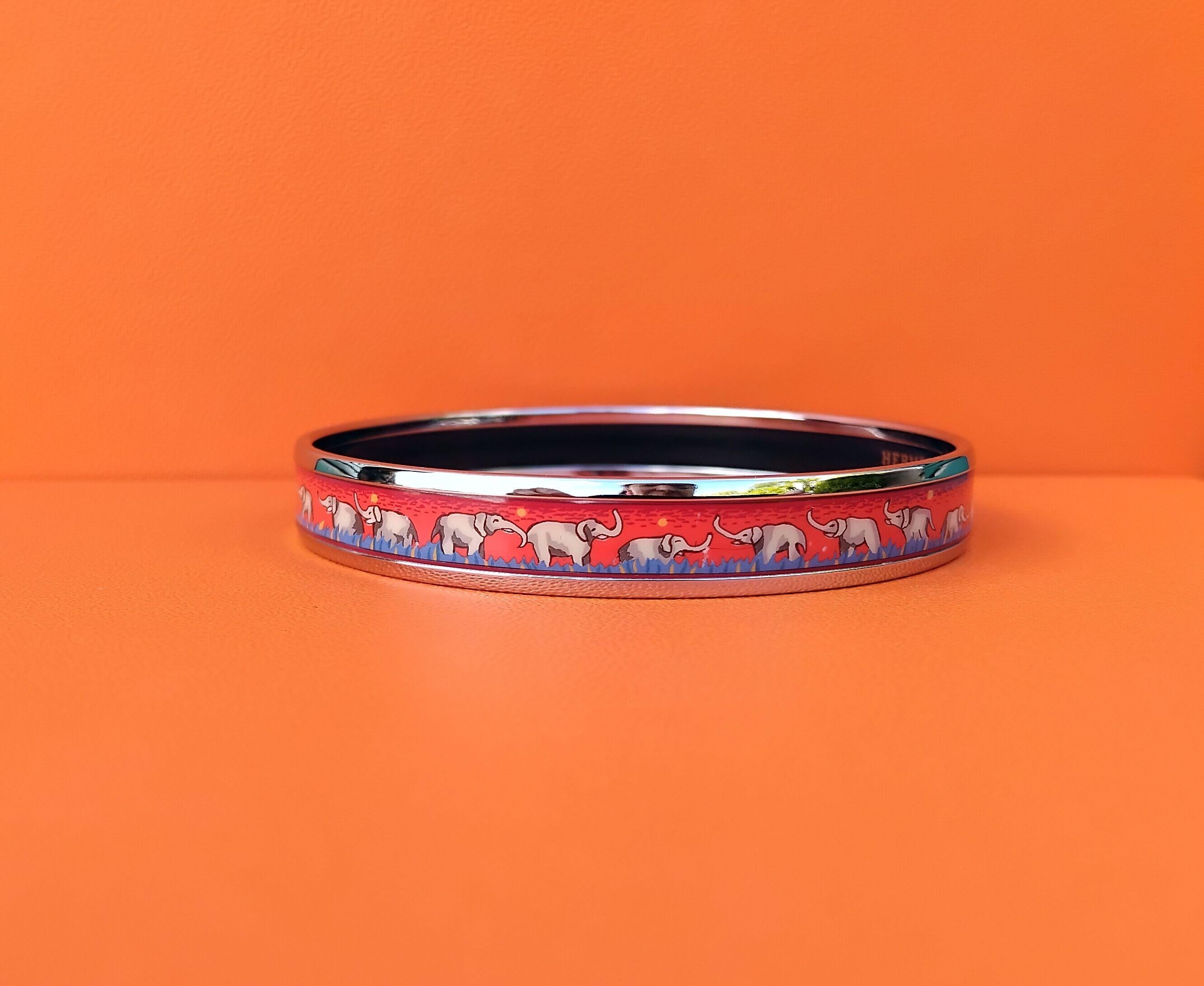 Hermès Enamel Bracelet Elephants Grazing Narrow Red New Phw Size GM 70 For Sale 2