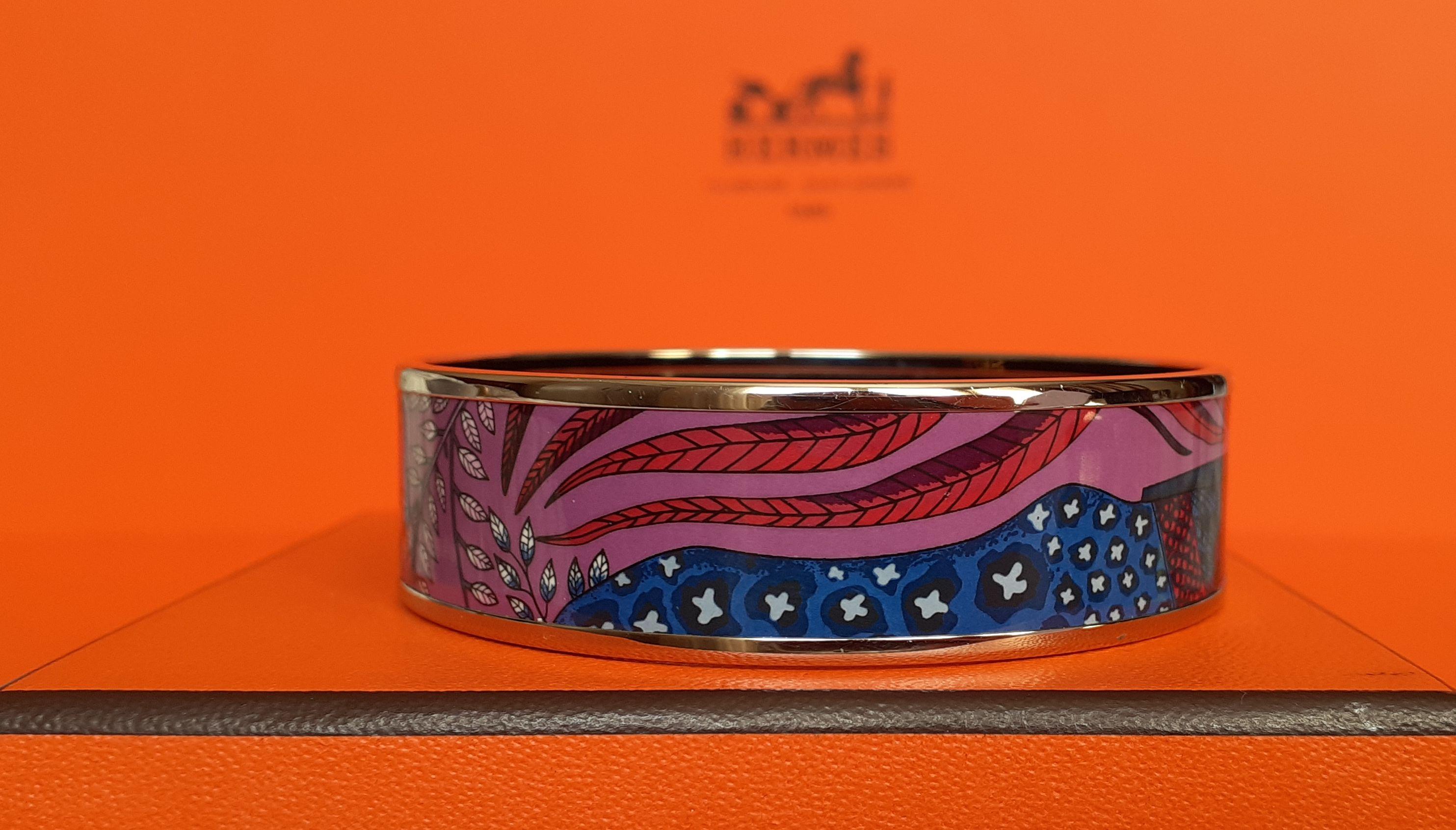 Hermès Enamel Bracelet La Marche du Zambeze Savannah Girrafe Phw Size 65 2