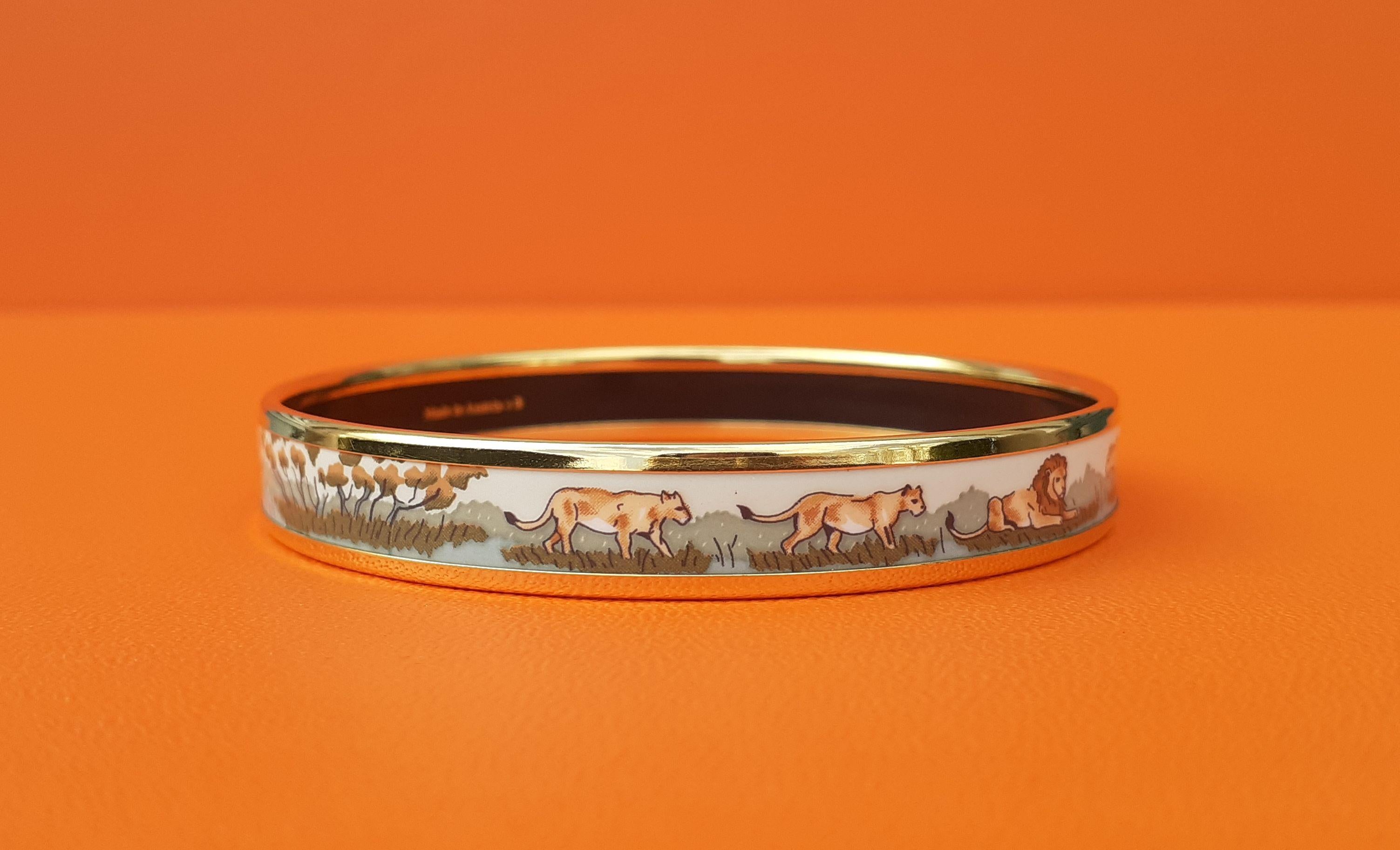 Hermès Emaille-Armband Löwen und Löwinnen Schmal Gold Hdw Größe PM 65 im Angebot 1