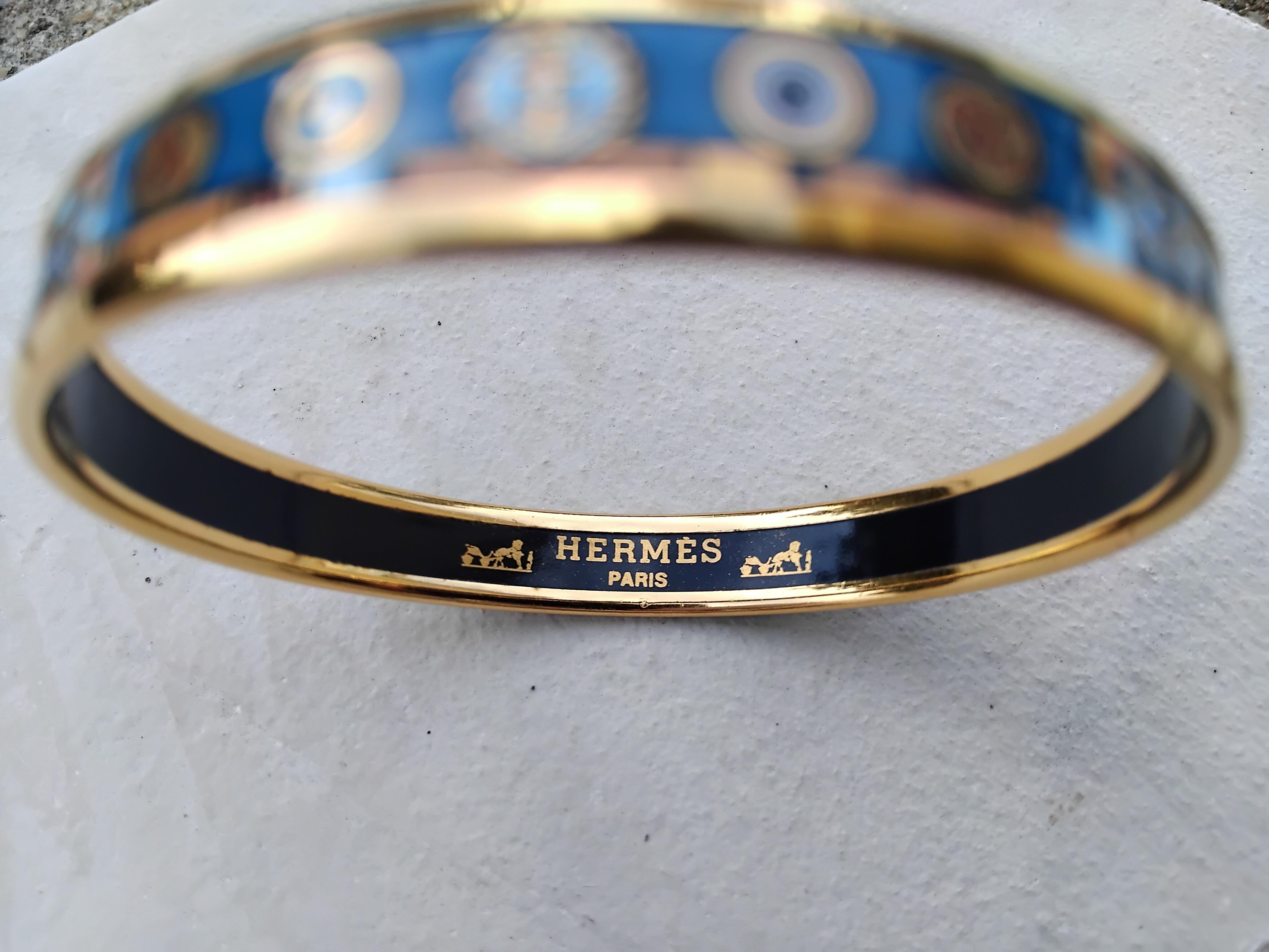 Hermès Enamel Bracelet Petite Main Print Narrow Ghw Size PM 65 11