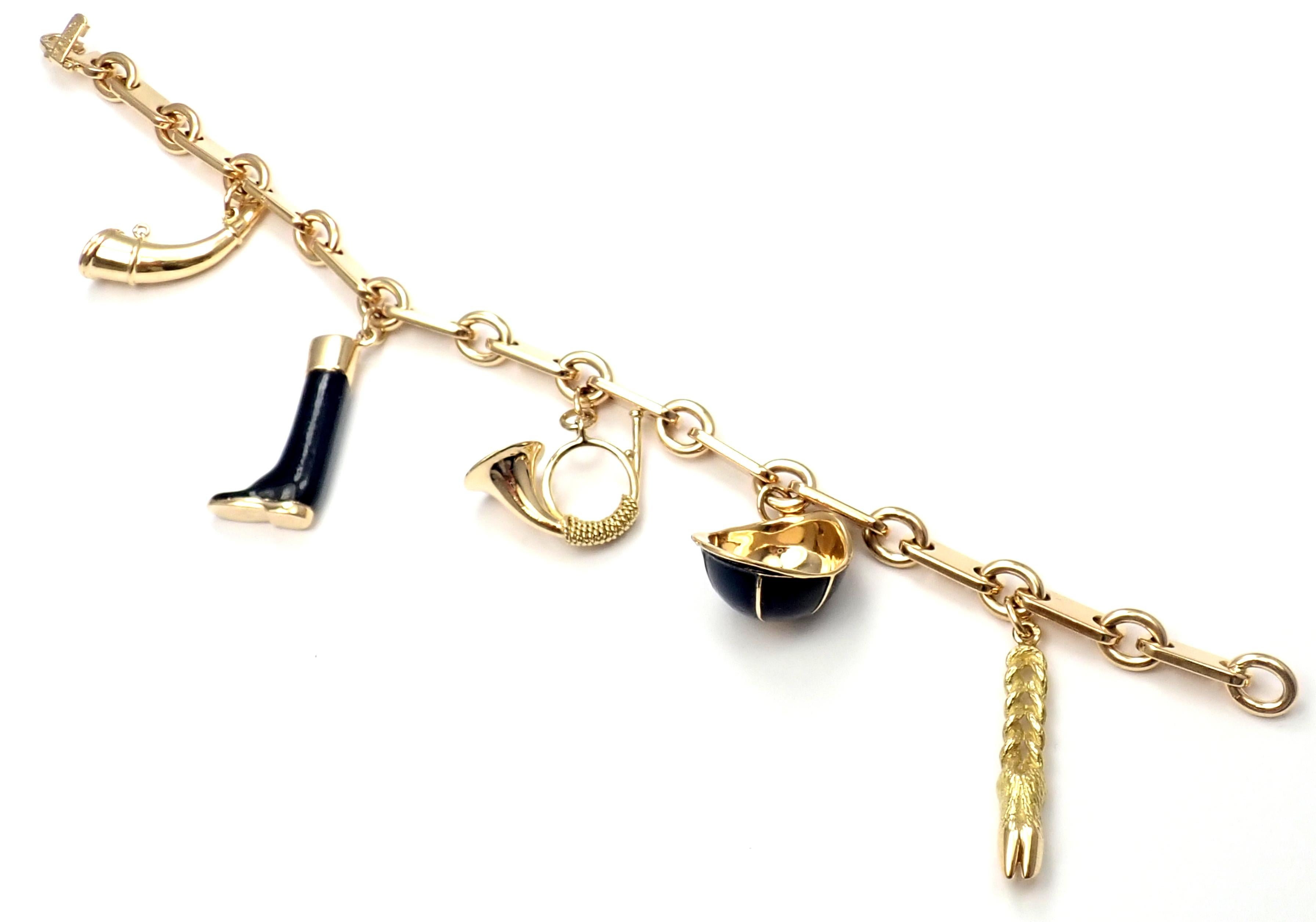 Hermes Enamel Equestrian Charm Yellow Gold Link Bracelet In Excellent Condition In Holland, PA