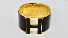 Extra breites Clic-Klappverschluss GM Schwarzes Emaille-Armband