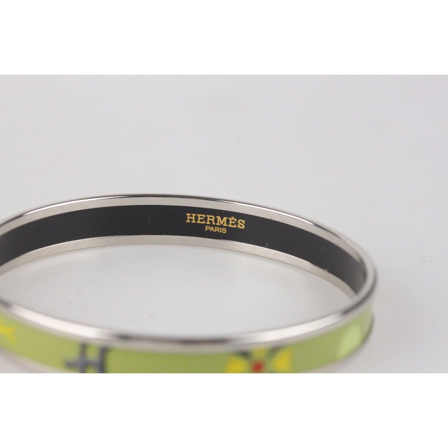 Hermes Enamel Green Narrow Bangle Bracelet Palladium Plated Rim In Excellent Condition In Rome, Rome