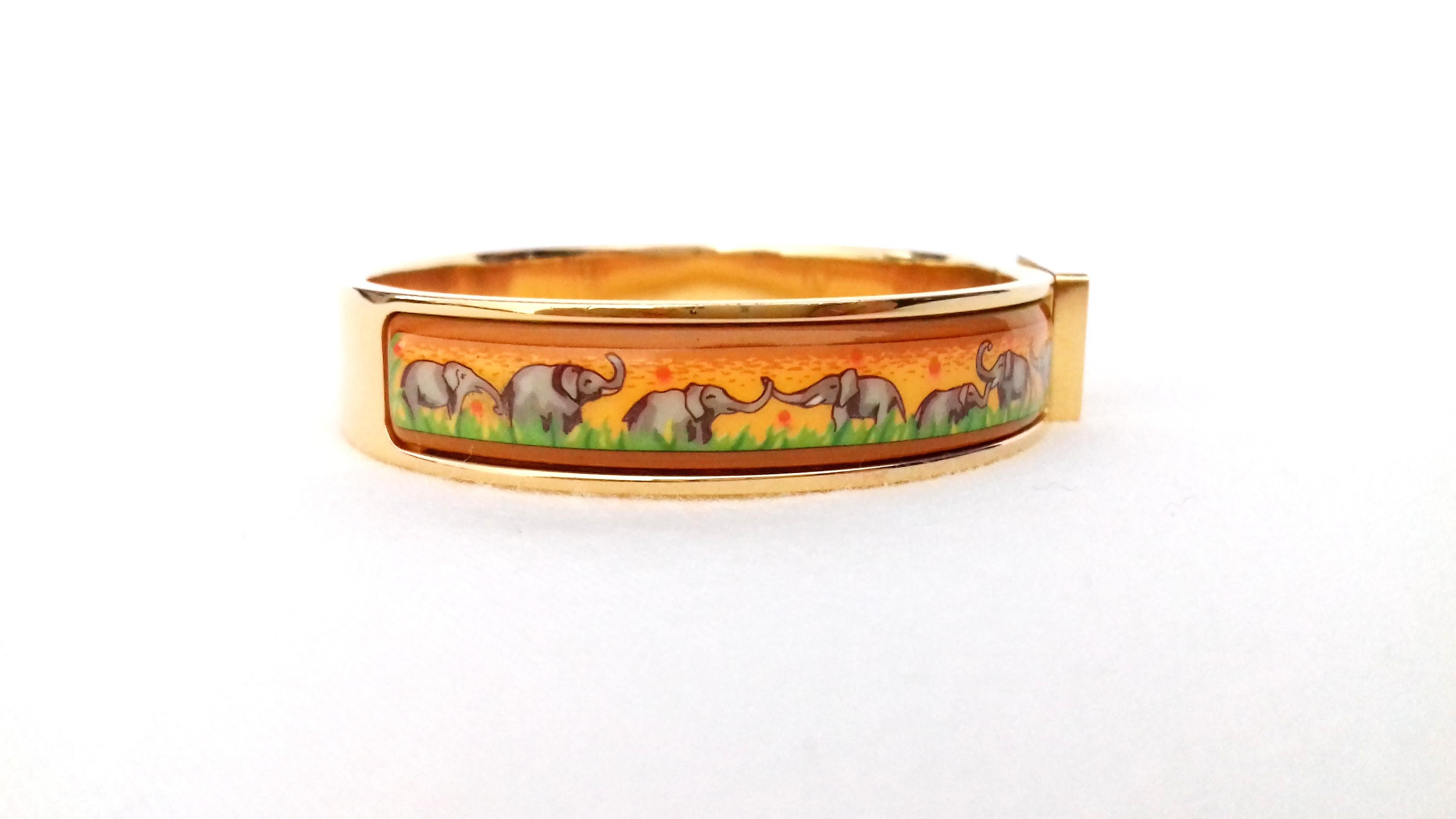 Women's Hermès Enamel Printed Bracelet Clic Clac Version Elephants Grazing Ghw Narrow PM