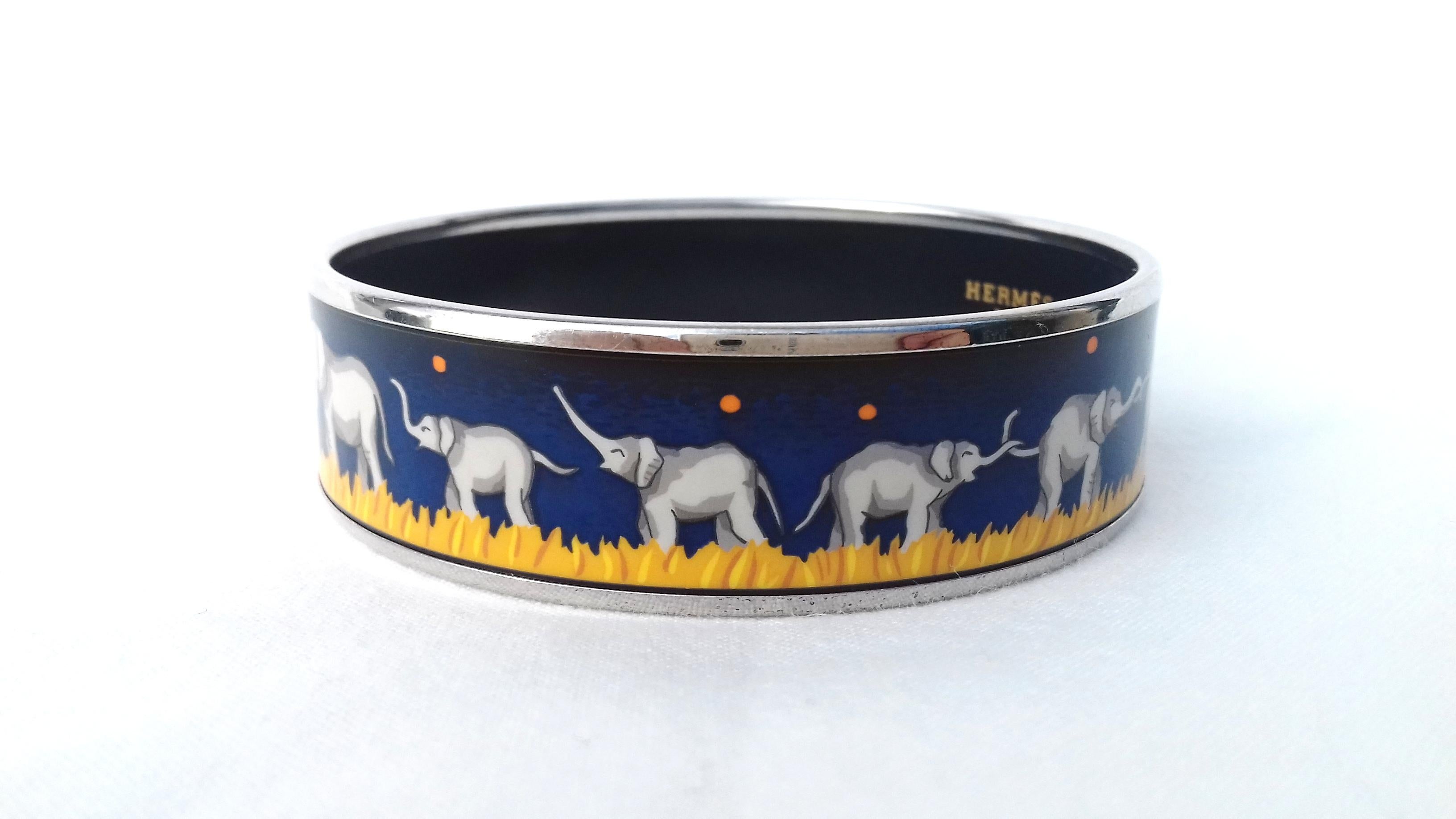 Hermès Enamel Printed Bracelet Elephants Grazing Blue Phw Large Size 70 RARE 2