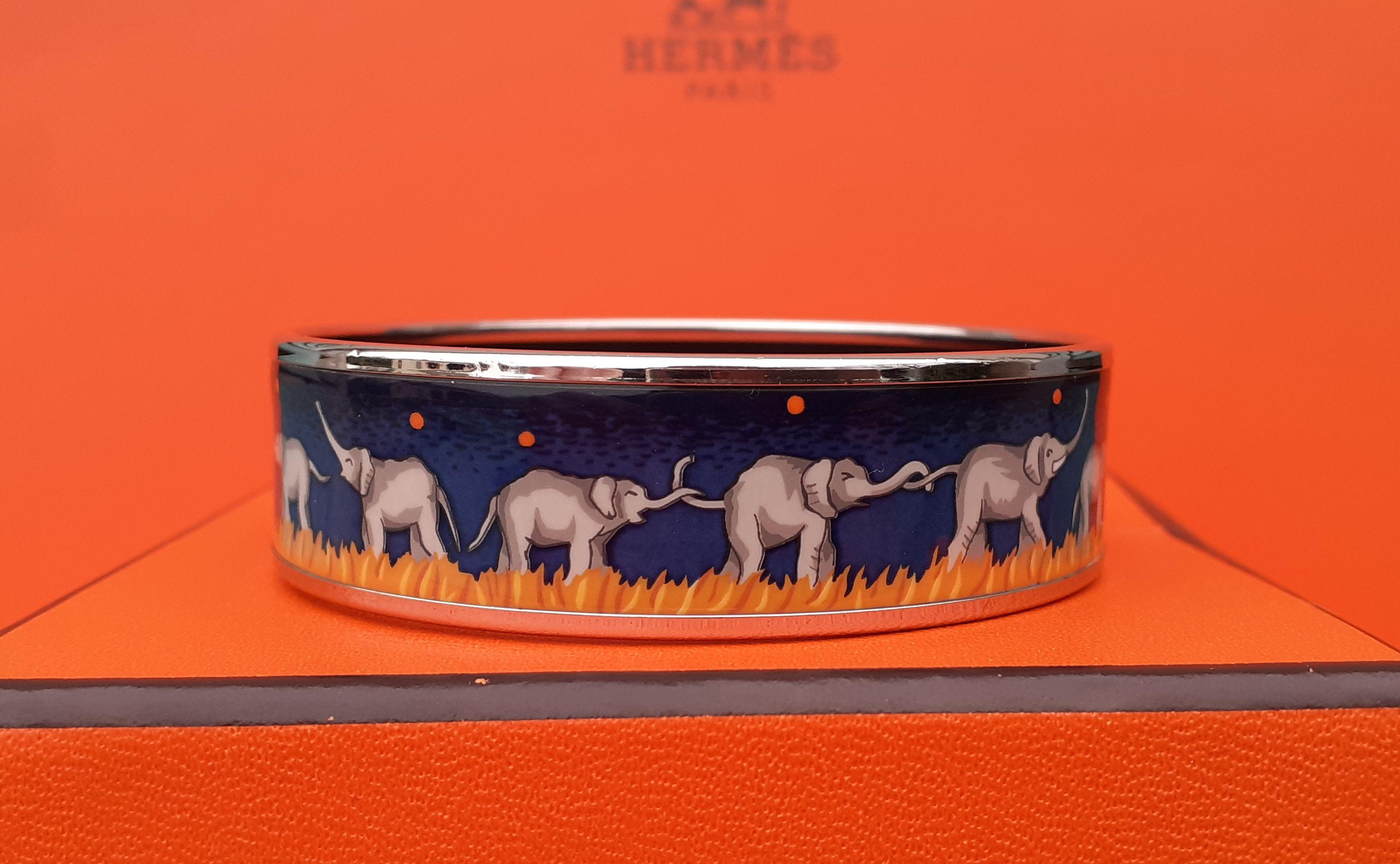 Women's Hermès Enamel Printed Bracelet Elephants Grazing Blue Phw Size 65