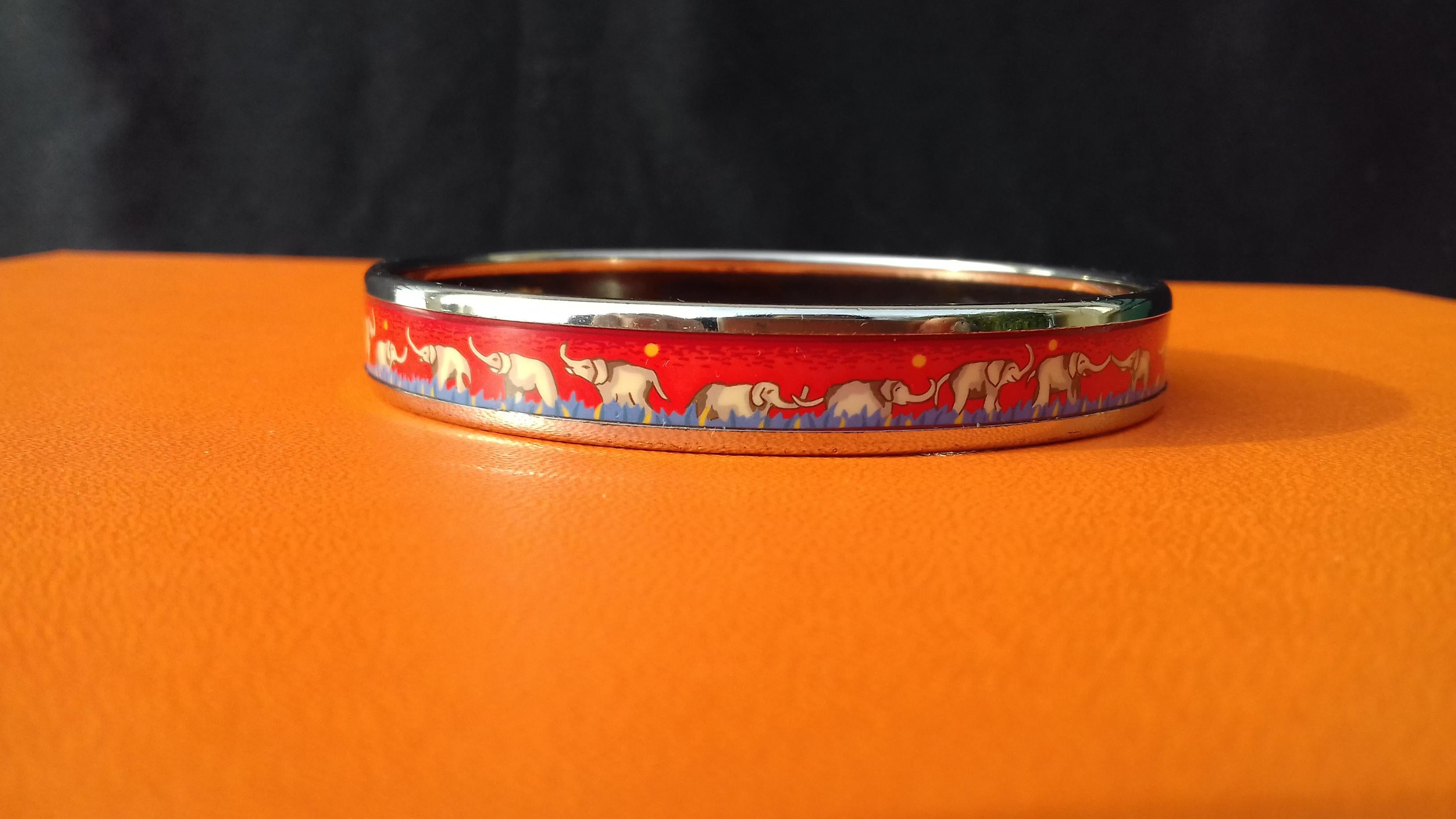Hermès Enamel Printed Bracelet Elephants Grazing Red Phw Narrow Size 70 2