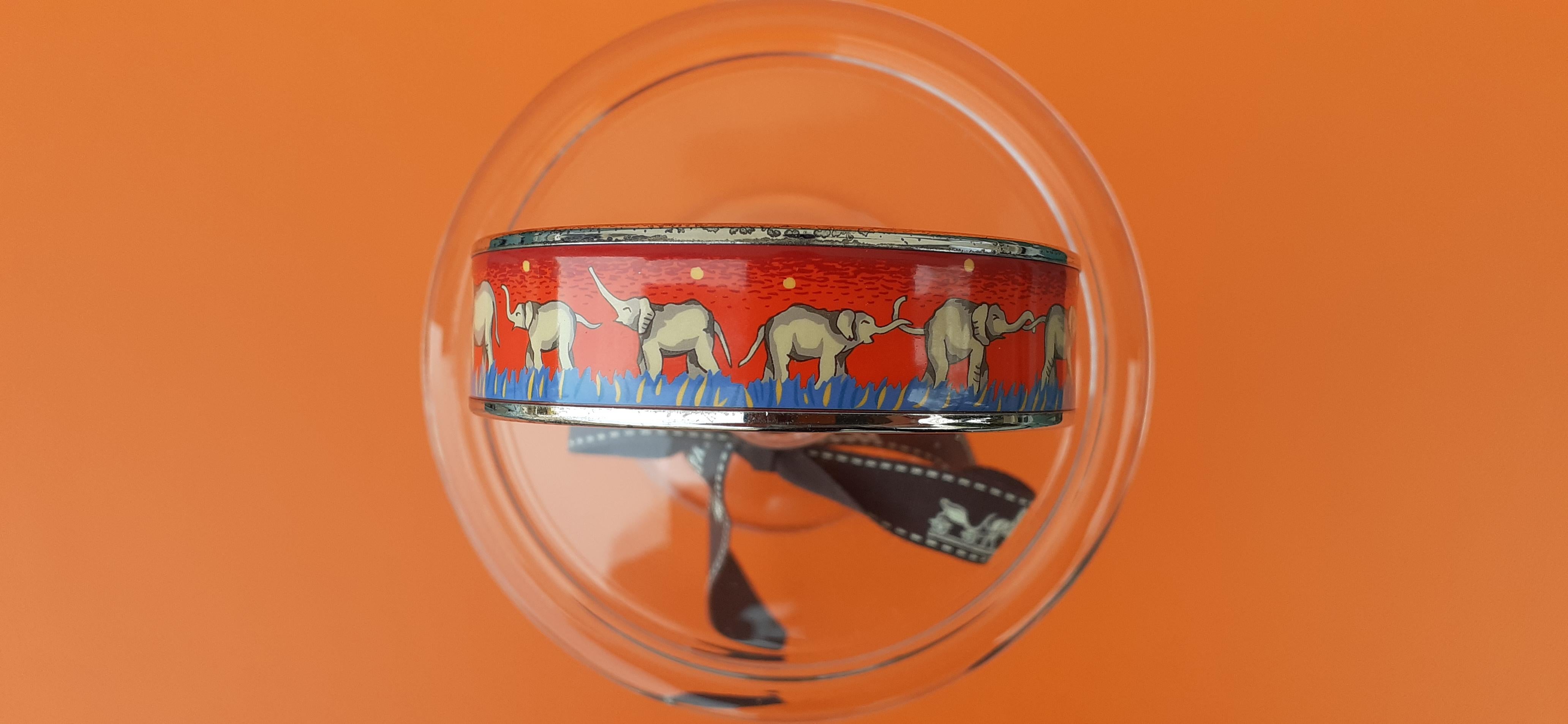 Hermès Enamel Printed Bracelet Elephants Grazing Red Size 65 Phw RARE 7