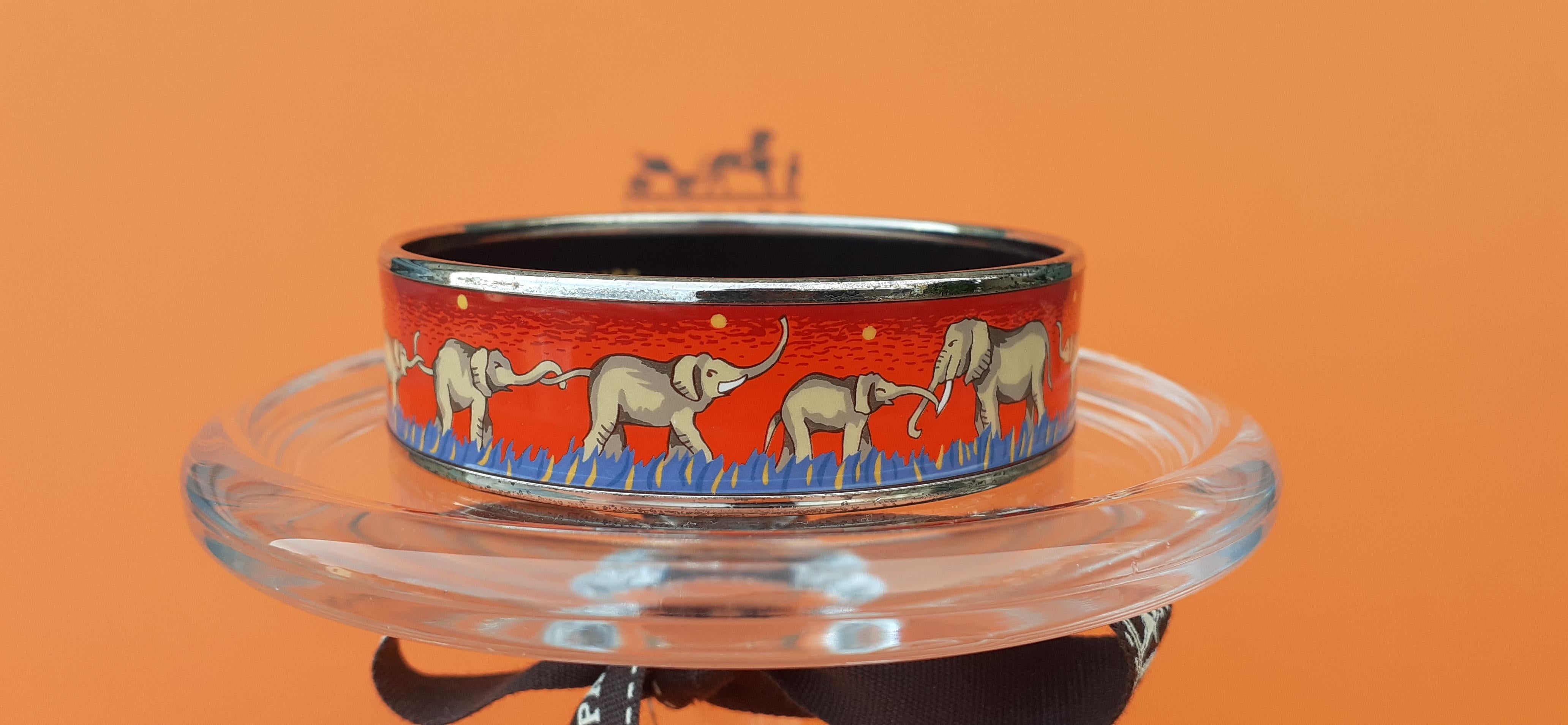 Hermès Enamel Printed Bracelet Elephants Grazing Red Size 65 Phw RARE 1