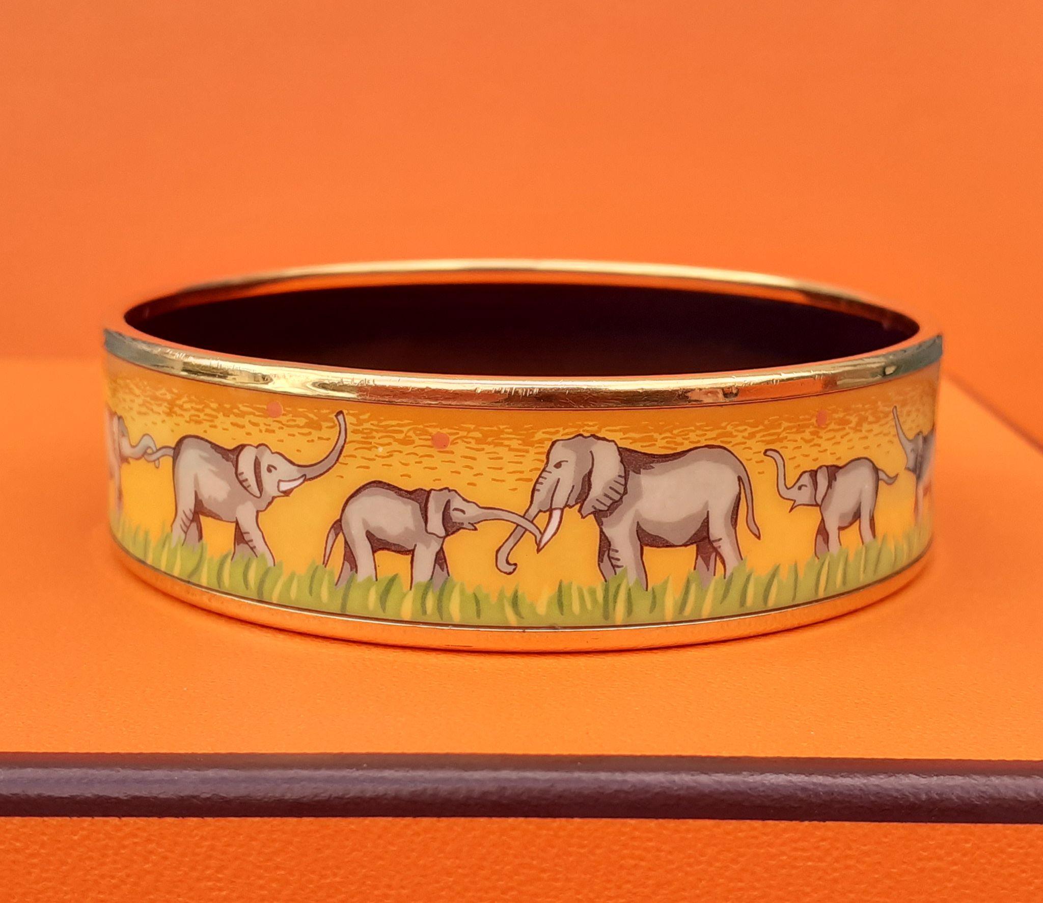 Hermès Enamel Printed Bracelet Elephants Grazing Yellow Gold Hdw Size 65 7
