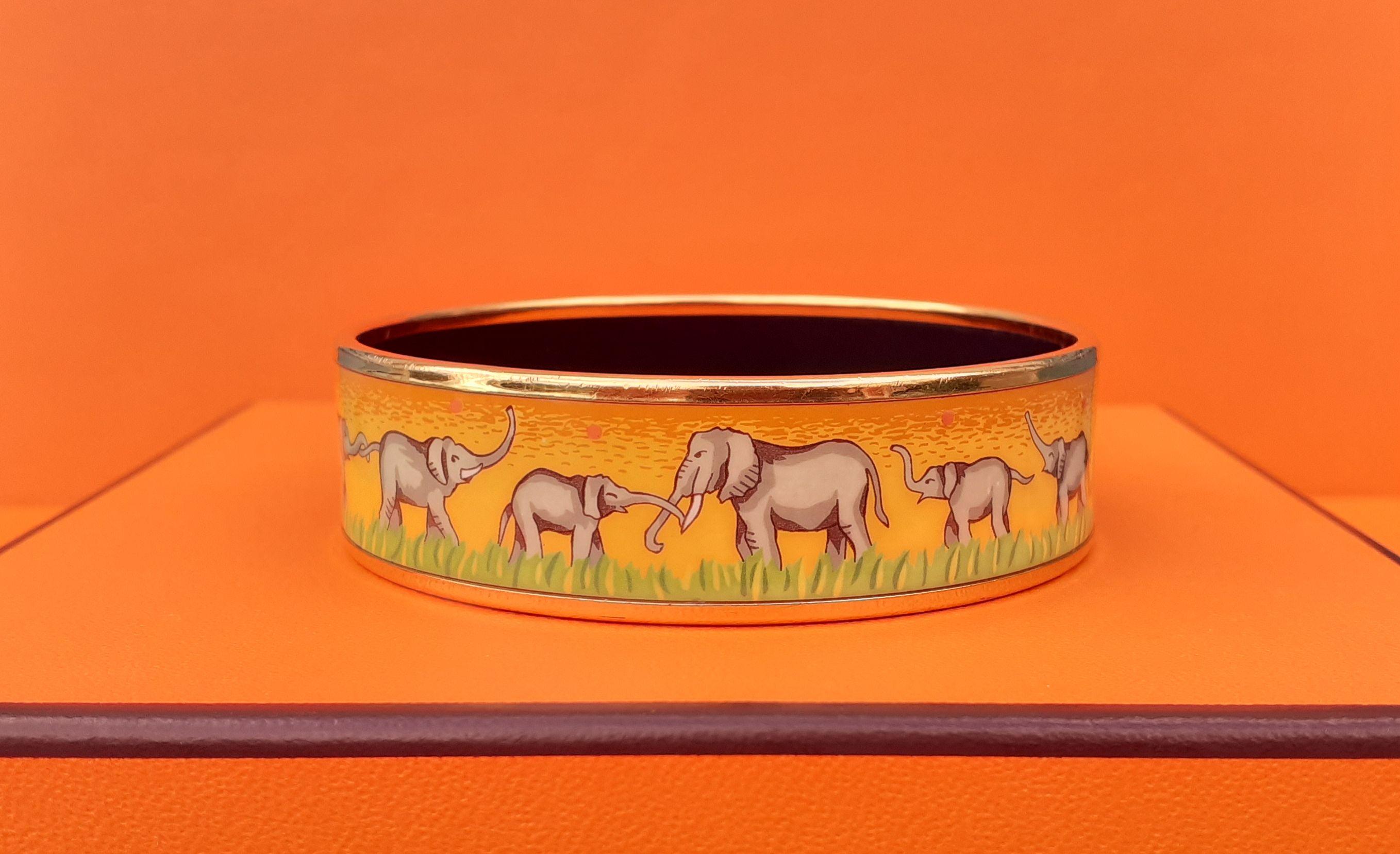 Hermès Enamel Printed Bracelet Elephants Grazing Yellow Gold Hdw Size 65 2