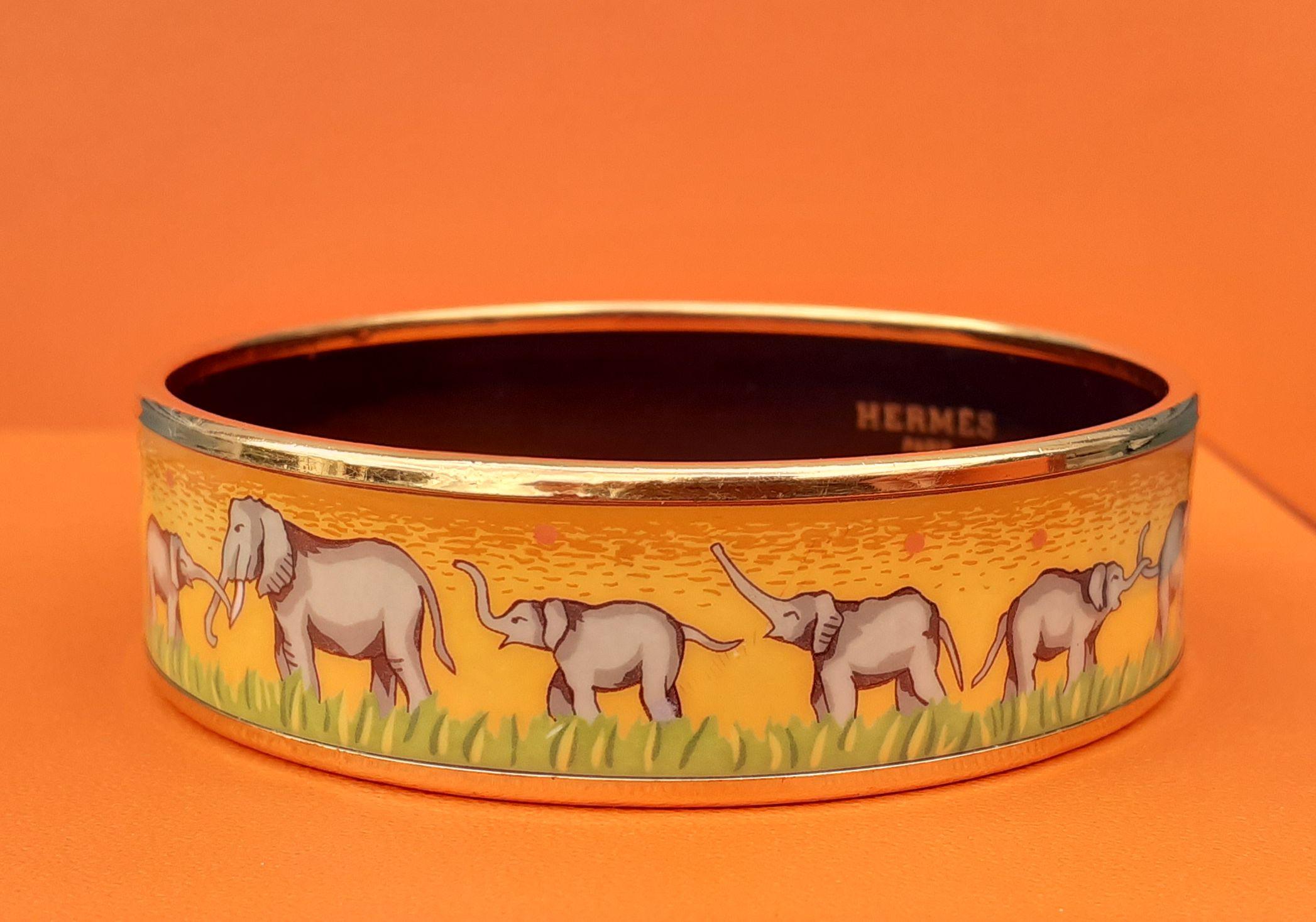 Hermès Enamel Printed Bracelet Elephants Grazing Yellow Gold Hdw Size 65 5