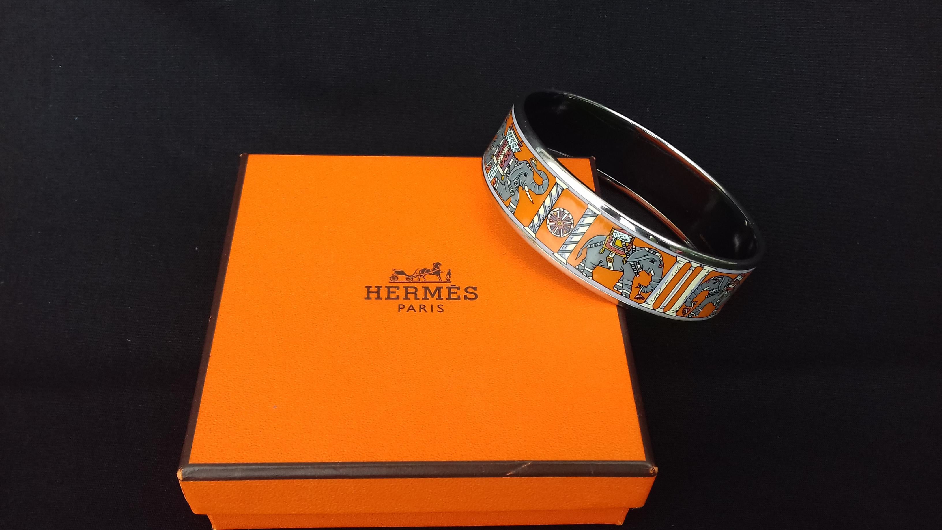 Hermès Enamel Printed Bracelet Elephants Torana Orange Phw Size 70 Large 8