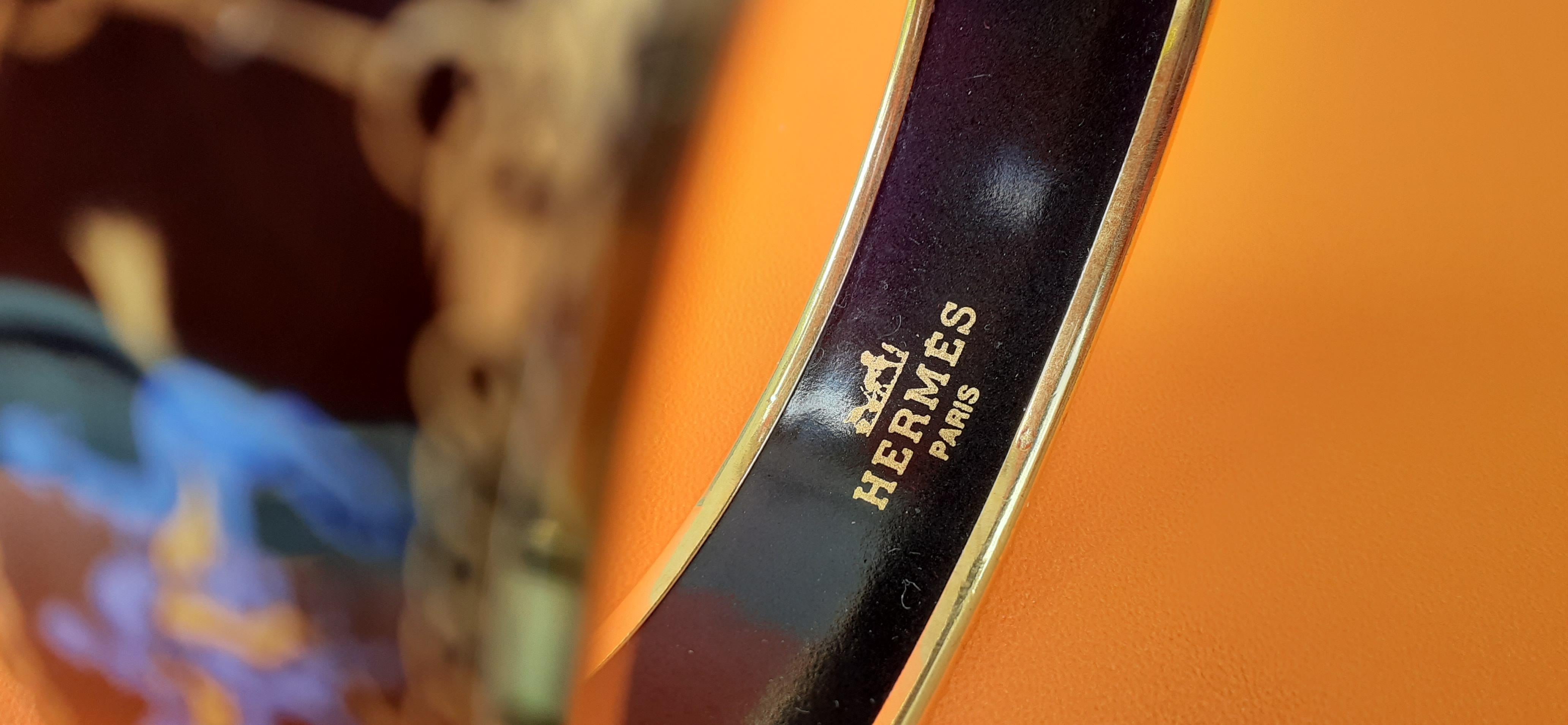 Hermès Emaille bedrucktes Armband Pferde Reiter Muster Gold Hdw Größe GM 70 im Angebot 5