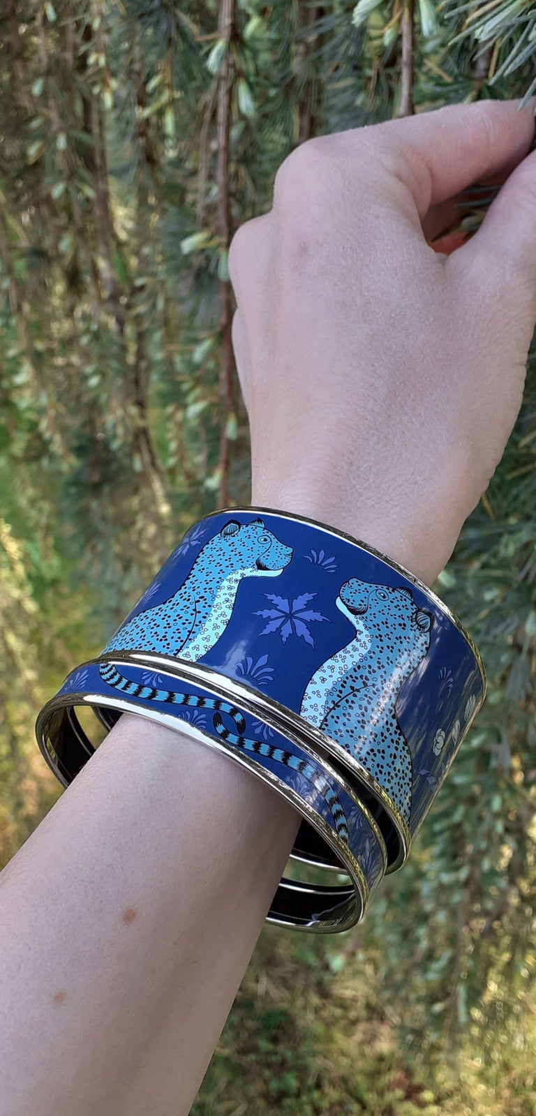 Kosmimata Vraxiolia Kissing Leopards Mple Vraxioli Xeiropeda Kissing Leopards Blue Cuff Bracelet