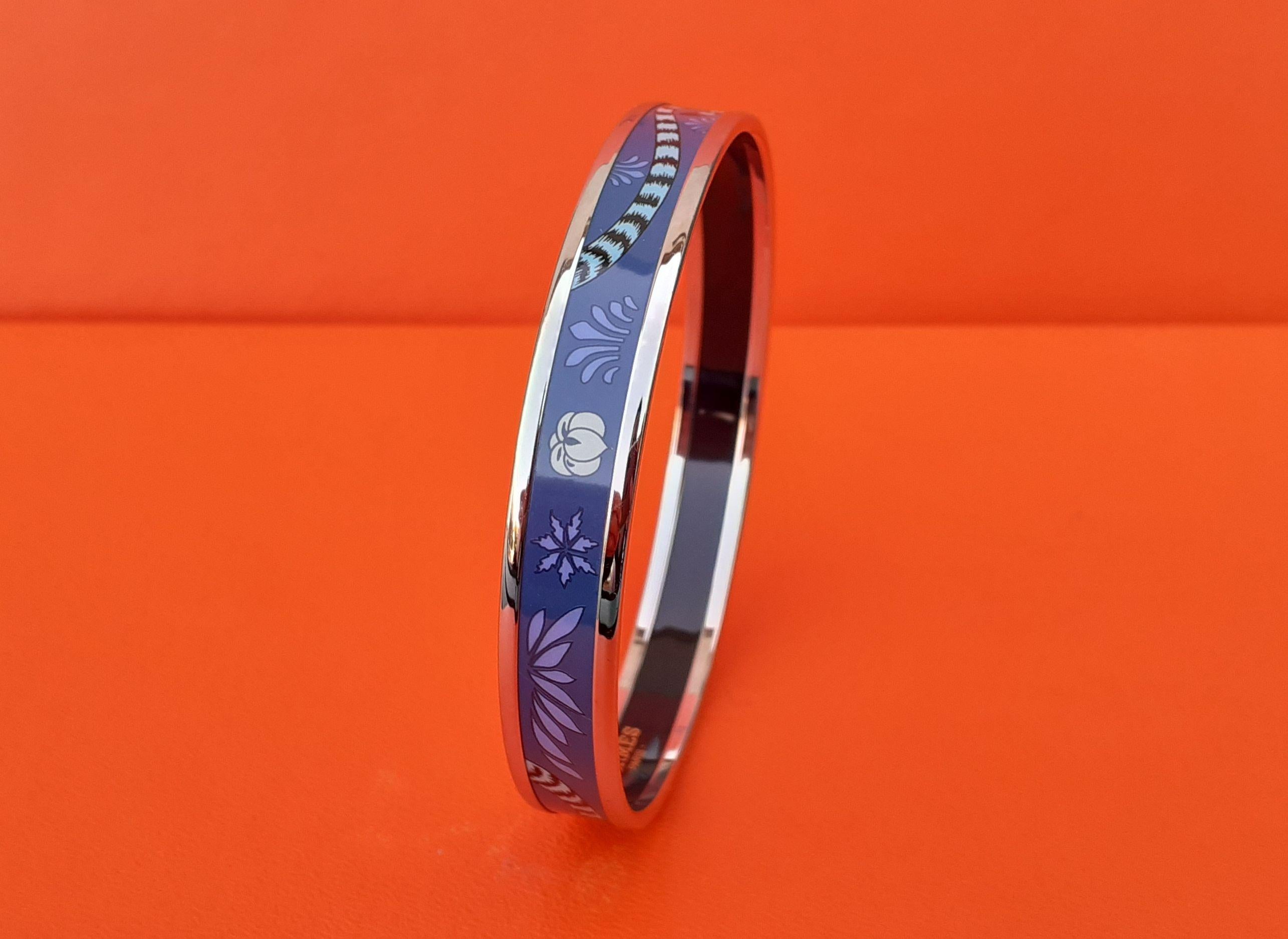 Magnifique bracelet Hermès authentique 

Motif : Léopards 


