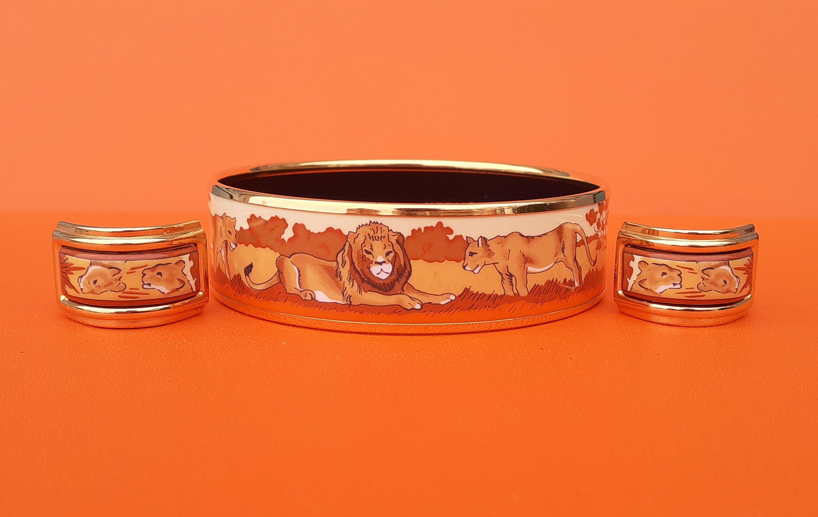 Hermès Enamel Printed Set Bracelet and Earrings Lions And Lionesses Ghw Size 65 5