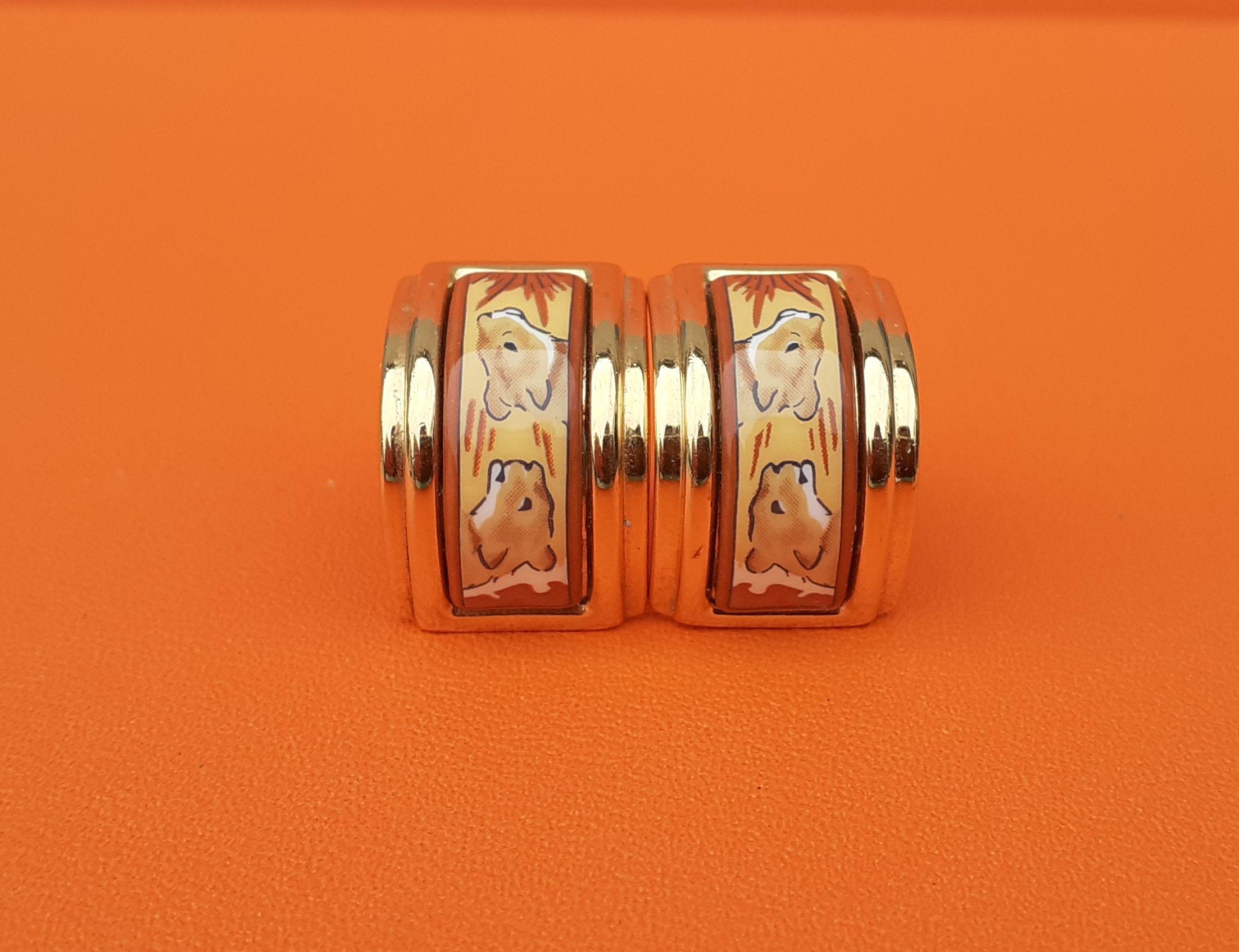 Hermès Enamel Printed Set Bracelet and Earrings Lions And Lionesses Ghw Size 65 6