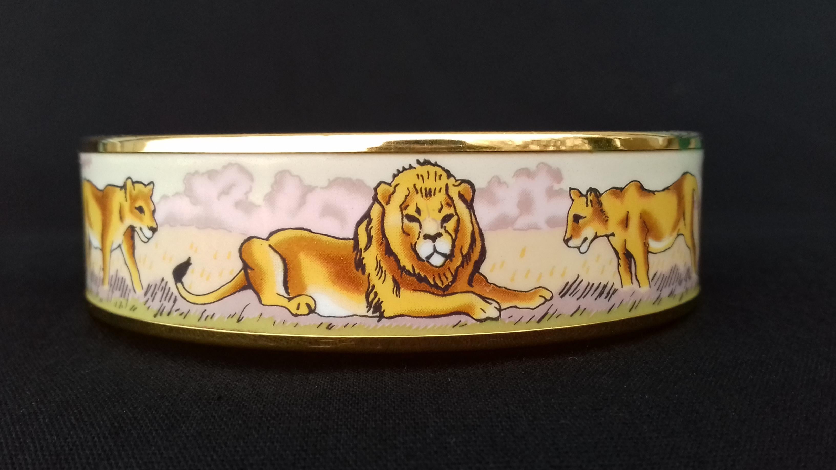 Women's Hermès Enamel Printed Bracelet Lions And Lionesses In Savannah Gold Hdw Size 70