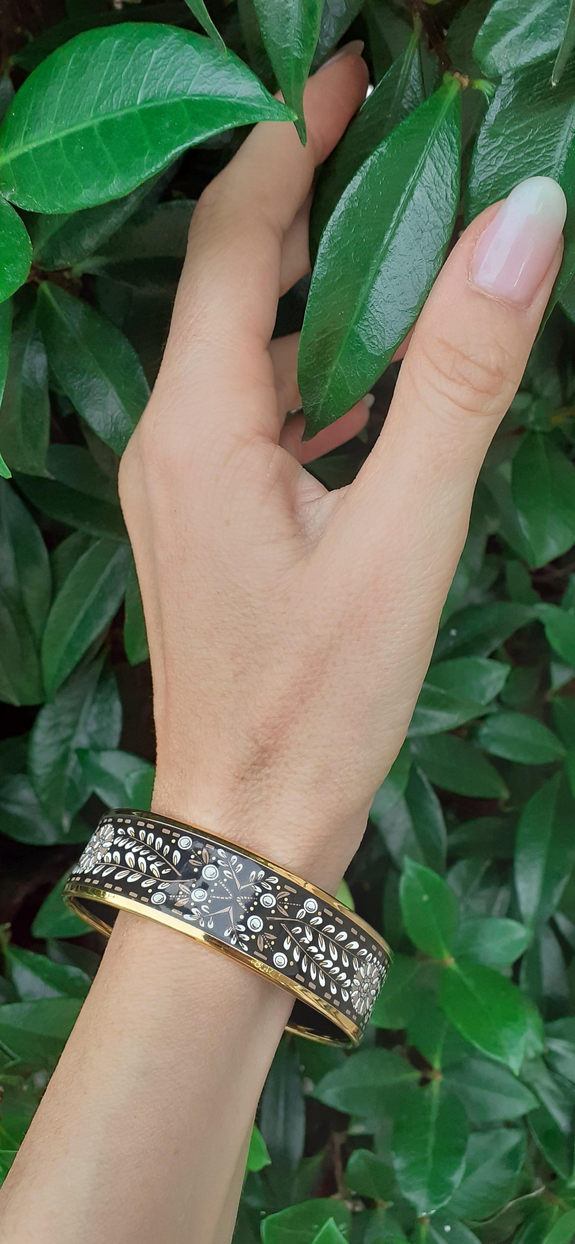 Hermès Emaille gedruckt Armband Marwari Gelbgold Hdw Größe 65  im Angebot 9