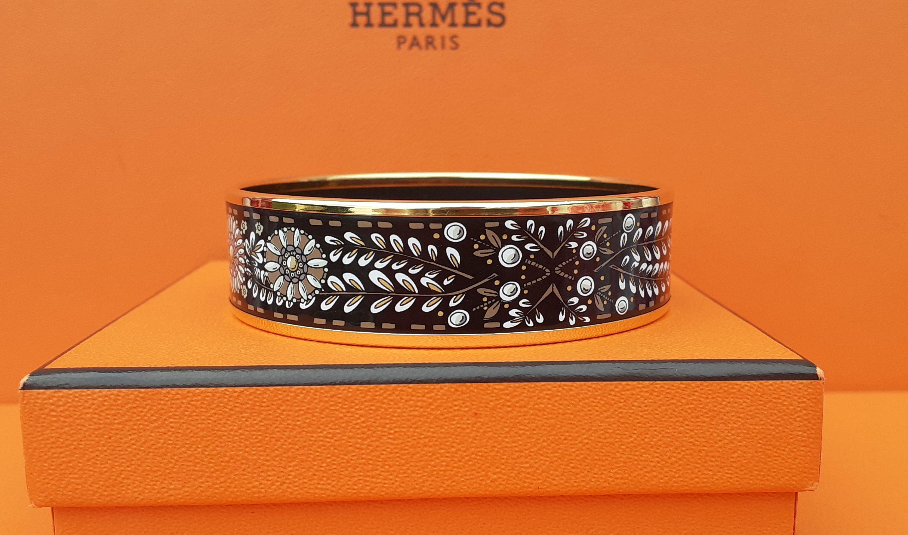 Hermès - Bracelet imprimé en émail - Or jaune Marwari - Taille 65  en vente 1