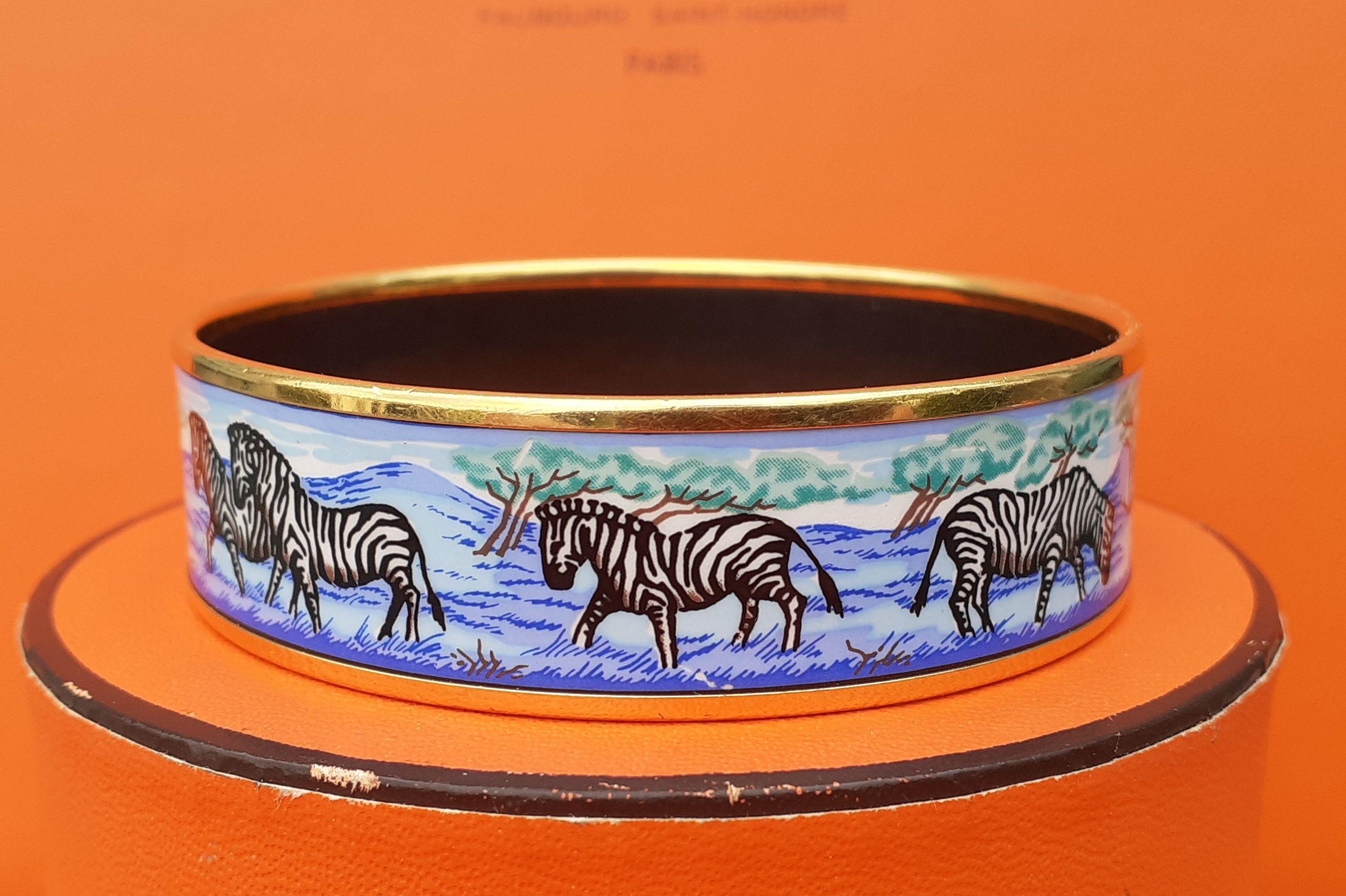 Hermès Enamel Printed Bracelet Zebras Toucans Tropiques Blue Ghw Size 65 RARE 2