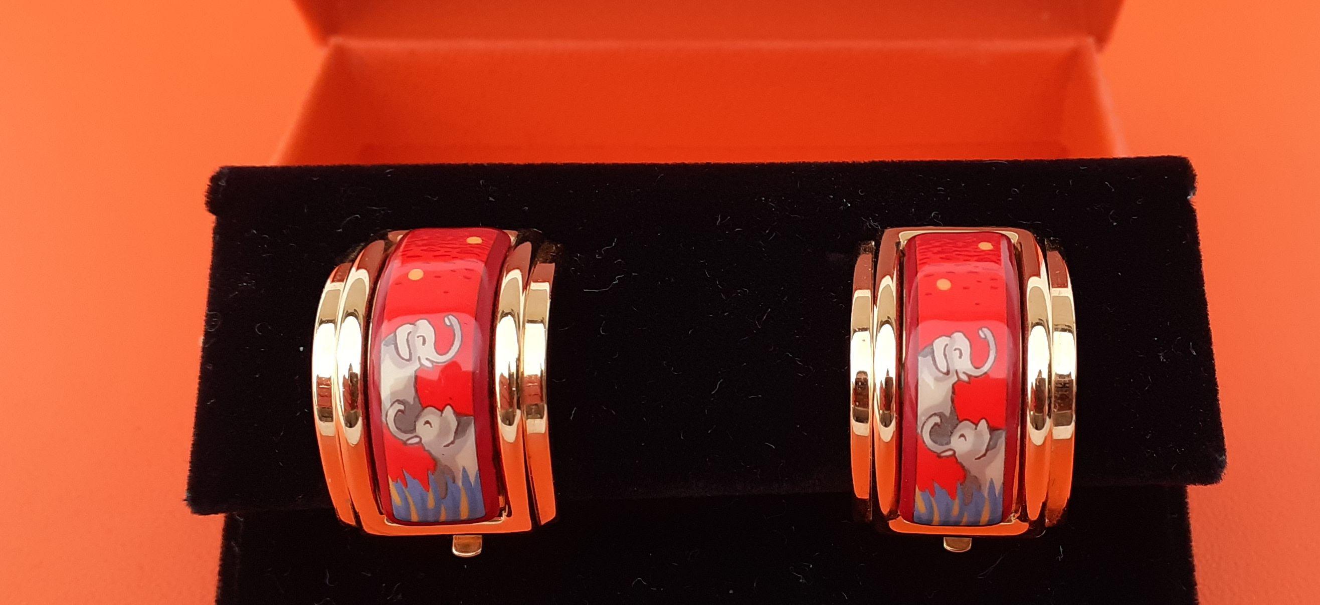 Hermès Enamel Printed Clip-On Earrings Elephants Grazing Red Gold Hdw RARE For Sale 6