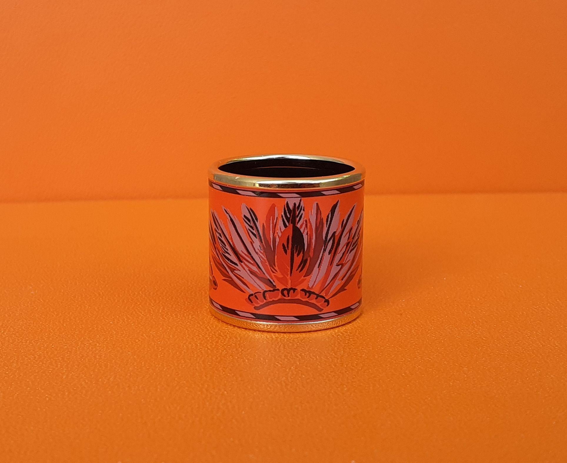 Women's Hermès Enamel Printed Scarf Ring Brazil Feathers with Gold Hdw For Sale