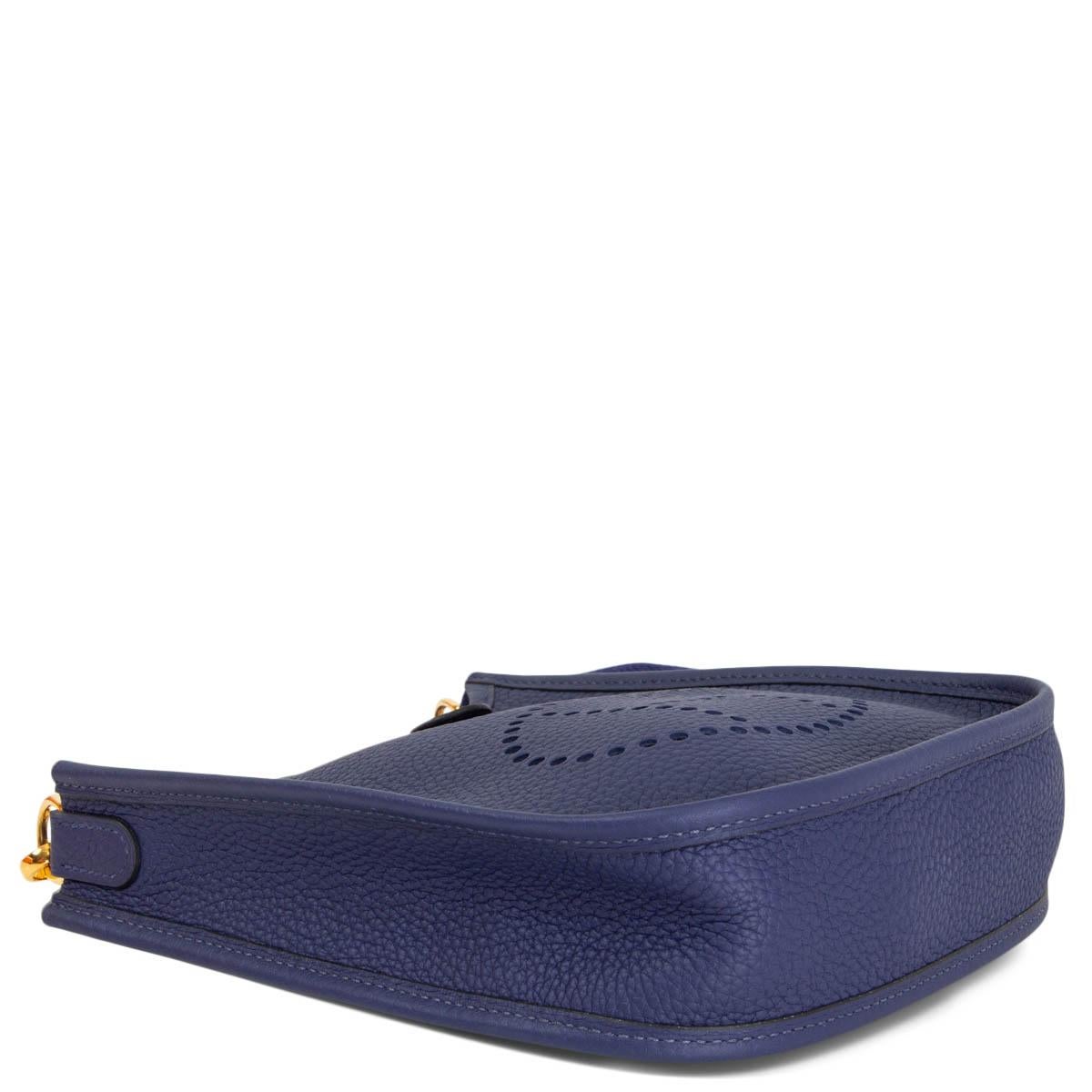 HERMES Encre blue Clemence leather EVELYNE 16 TPM Crossbody Bag In Excellent Condition For Sale In Zürich, CH