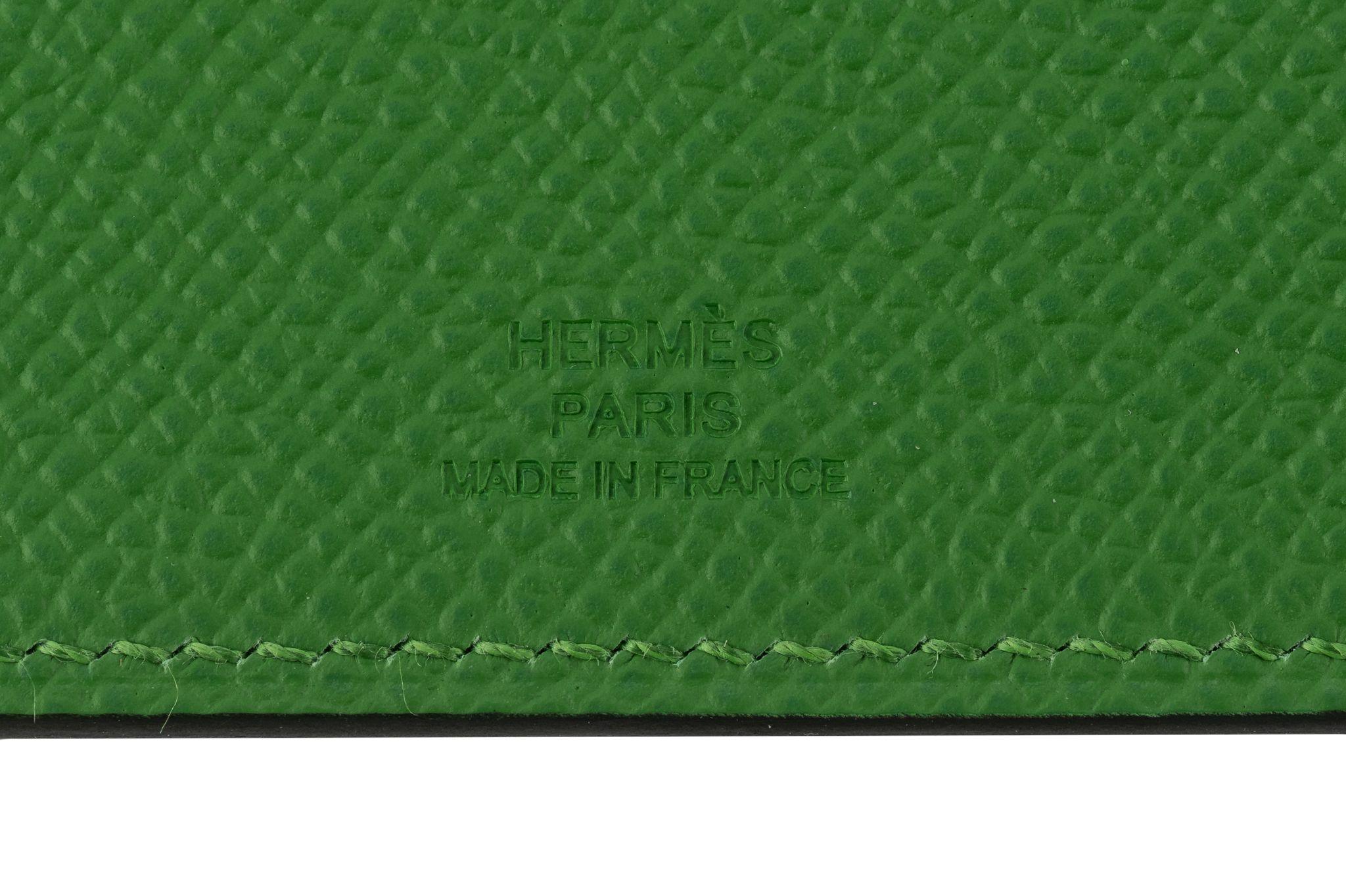 Hermès Portapassaporto PM Epsom Tarmac in vendita 1