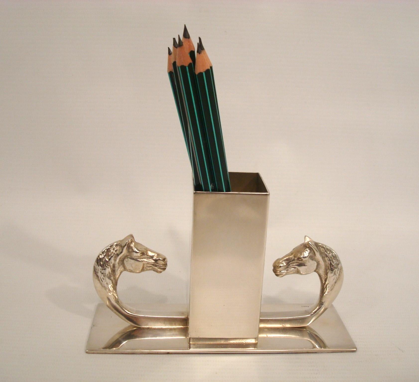 Hermès Equestrian Desk Pen / Bleistifthalter, versilbert, Schreibtisch-Accessoire (20. Jahrhundert) im Angebot