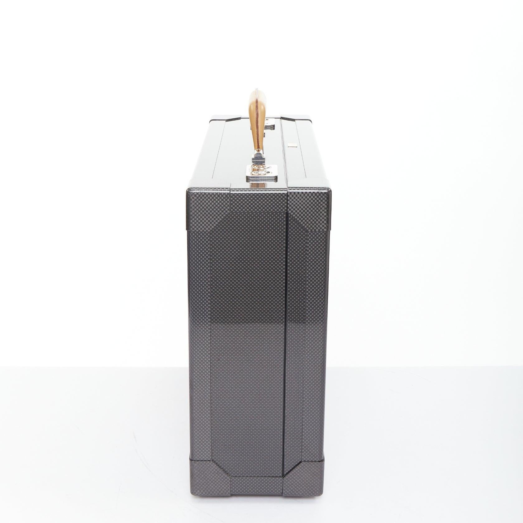 HERMES Espace PM Attache Case Limited Edition 500 graue Kohlefaser Aktentasche (Grau) im Angebot