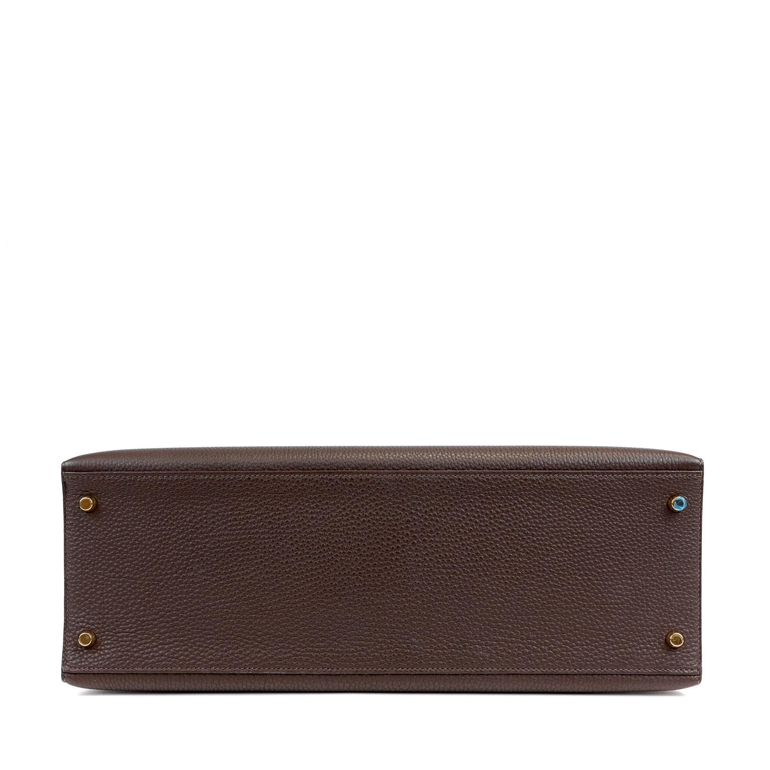 Hermès Espresso Brown Togo 40 cm Kelly with Gold Hardware For Sale at ...