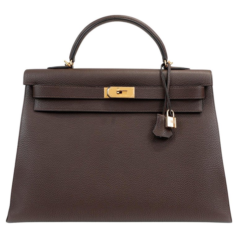 Hermès Espresso Brown Togo 40 cm Kelly with Gold Hardware For Sale at ...