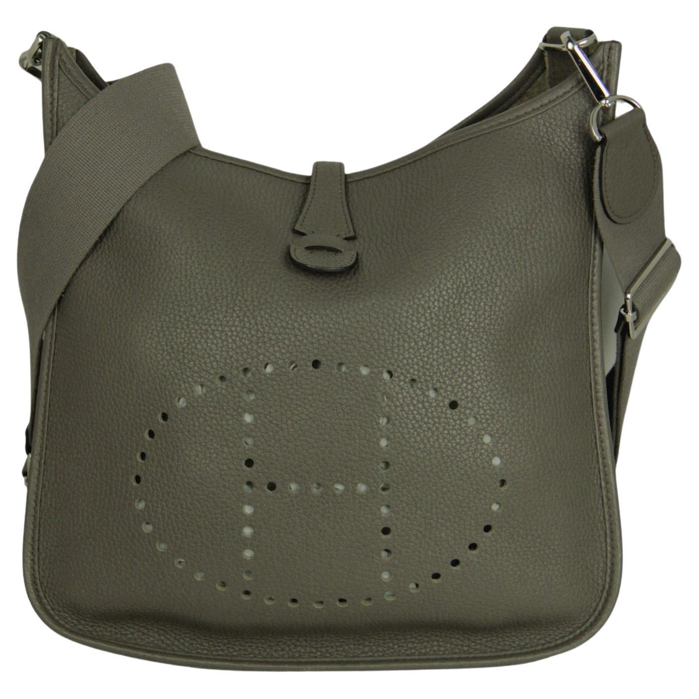 Hermes Etain Clemence Leather Evelyne III 29 PM Messenger Bag For Sale