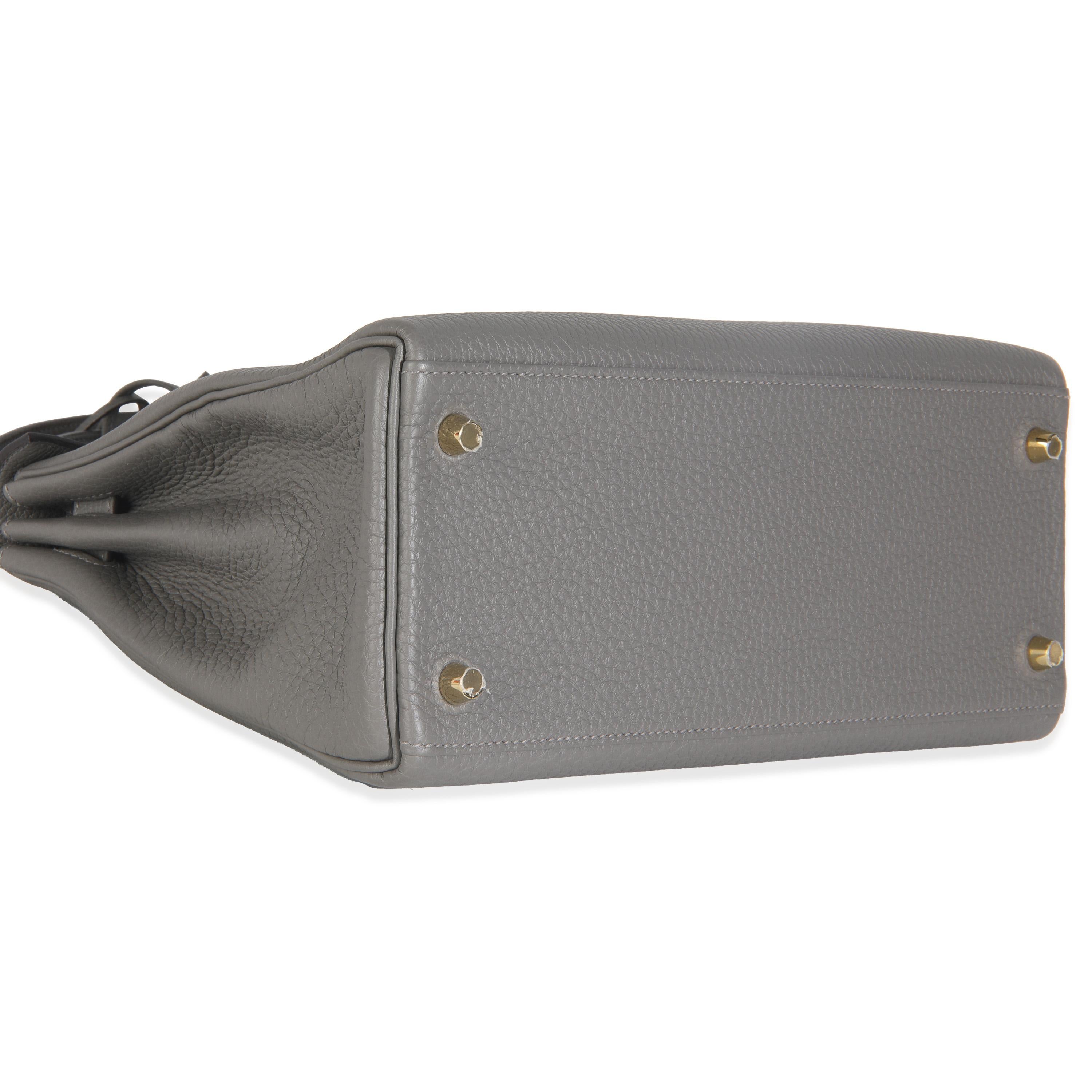 Hermès Etain Clemence Retourne Kelly 28 GHW
SKU: Z149080

Condition Description: Officially renamed in 1977, the Hermès Kelly was originally called the Sac à Dépêches (which translates to ‘the dispatch bag’). The structured bag’s moniker came into