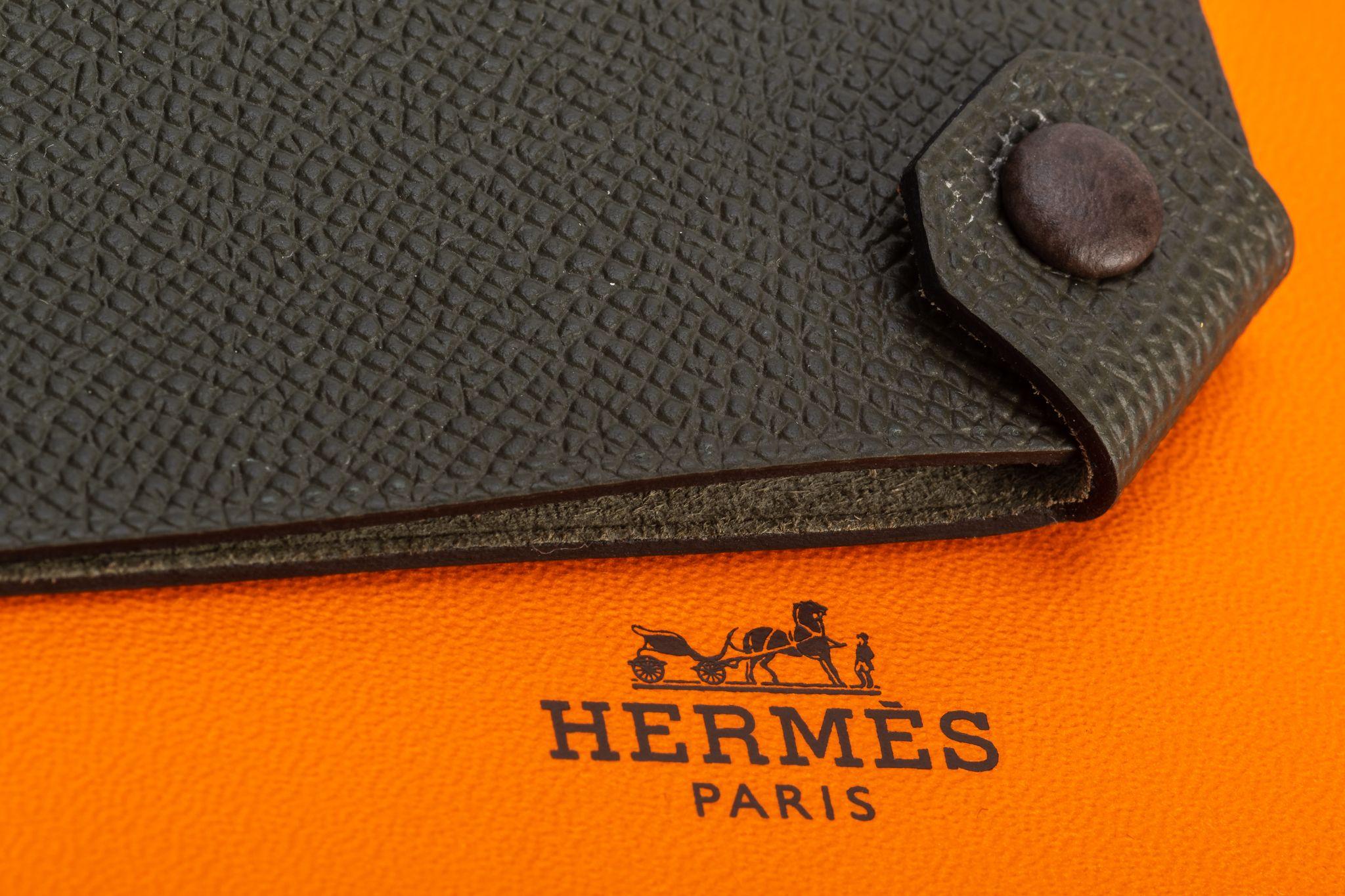 hermes passport holder