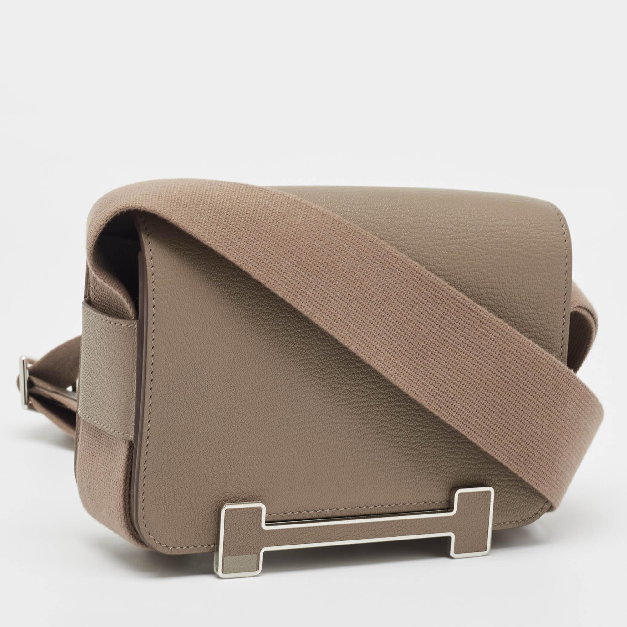 Brown Hermès Etoupe Chevre Mysore Leather Palladium Finish Geta Bag