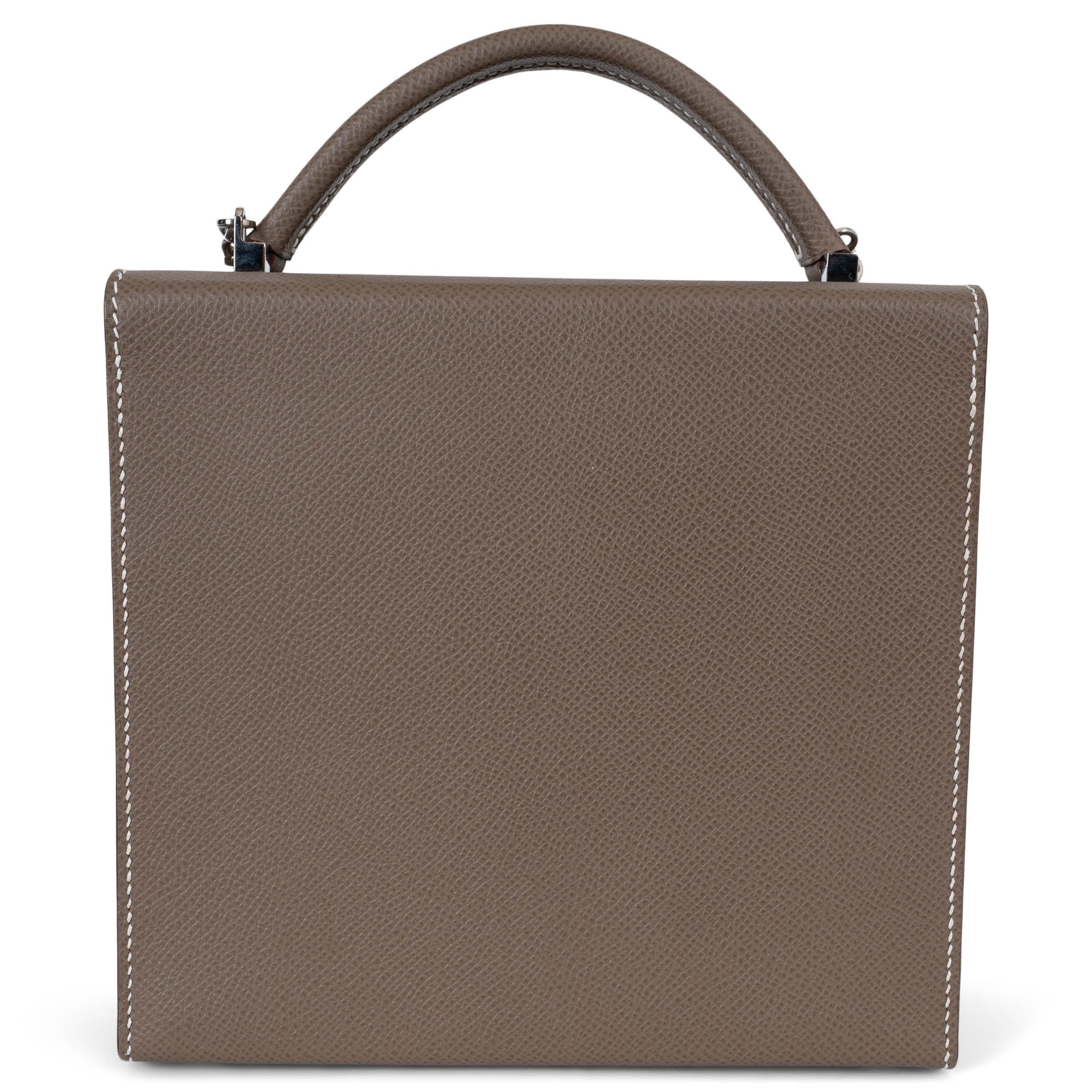 Gray HERMES Etoupe Epsom leather CINHETIC 18 Box Top Handle Bag For Sale