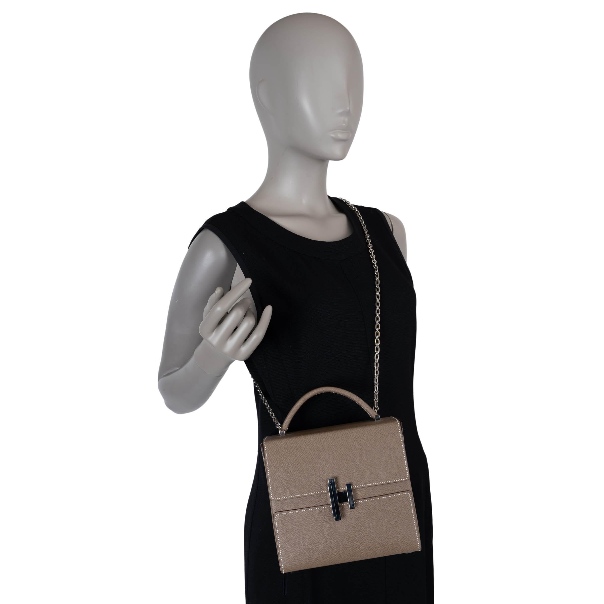 HERMES Etoupe Epsom leather CINHETIC 18 Box Top Handle Bag For Sale 4