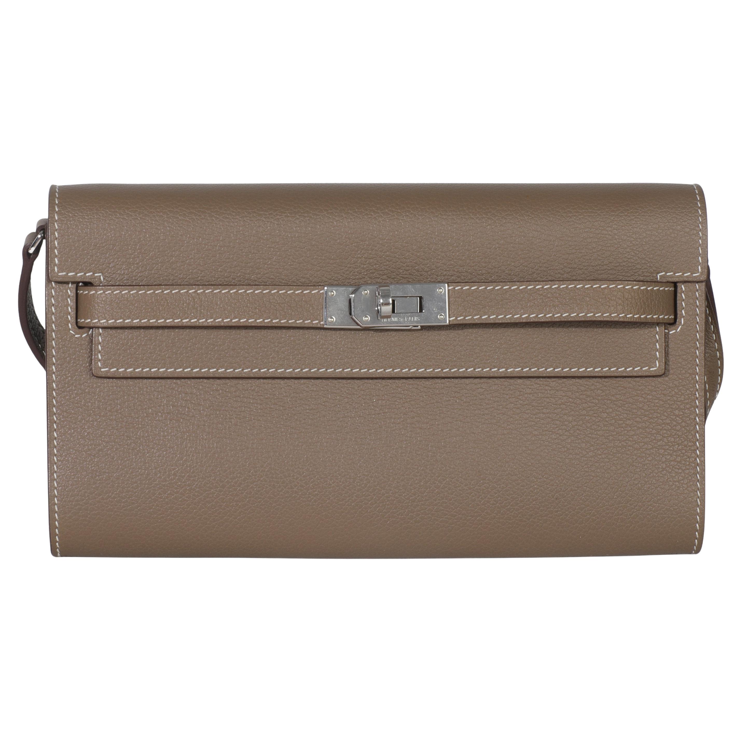 Hermès Etoupe Evercolor Kelly Wallet To Go PHW en vente