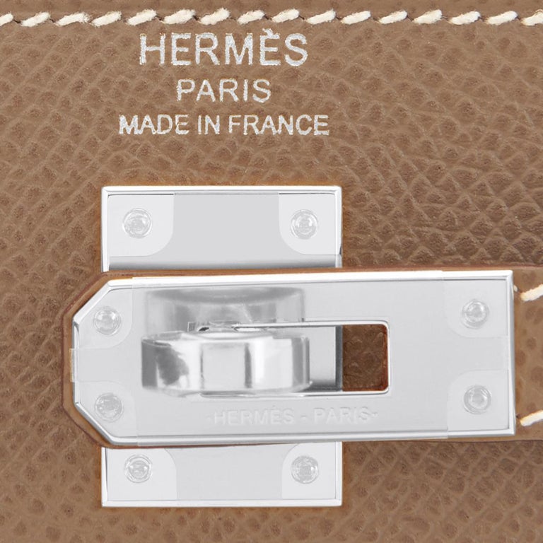 Hermes Etoupe Kelly 25cm Sellier Shoulder Bag Palladium Z Stamp, 2021 For Sale 5