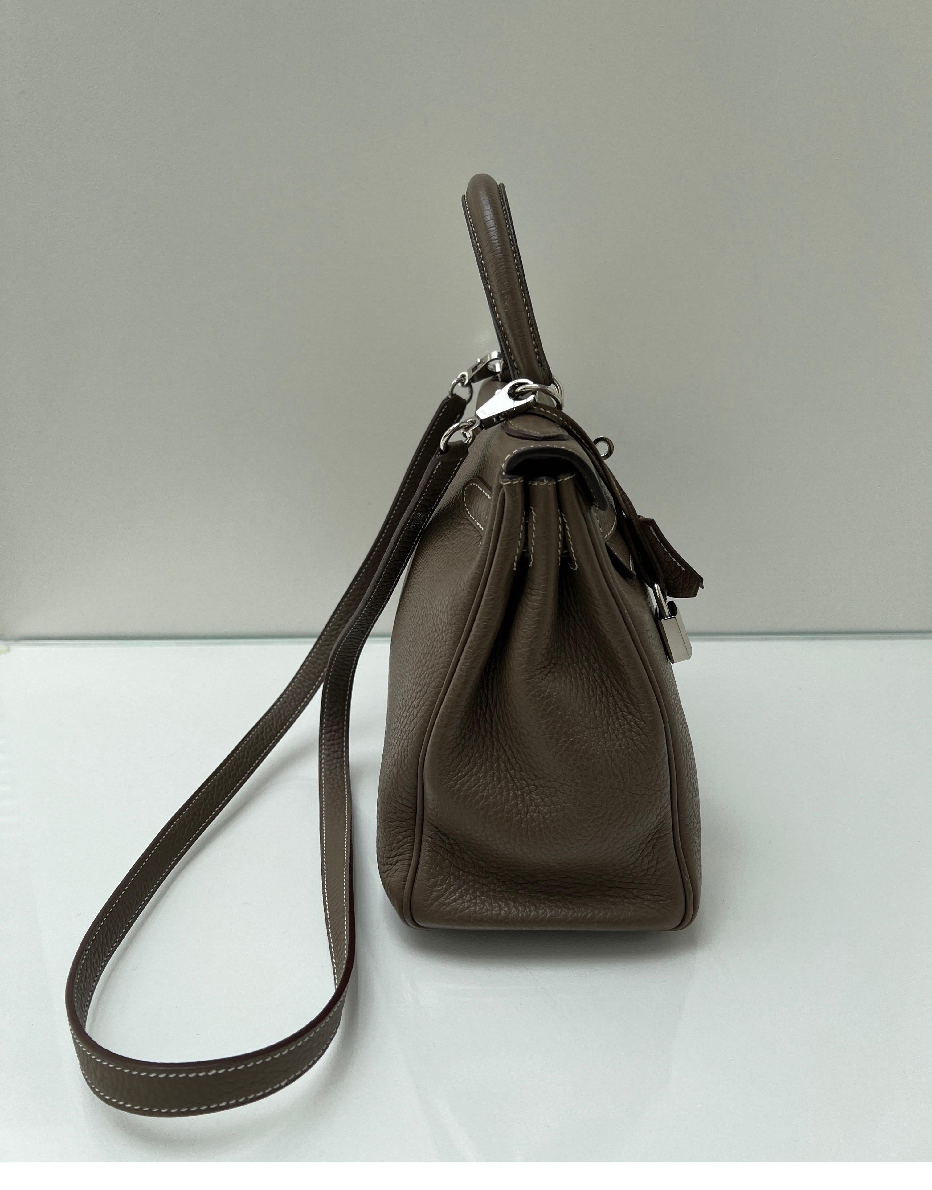 Hermes Etoupe Kelly 28 Bag In Excellent Condition In Athens, GA