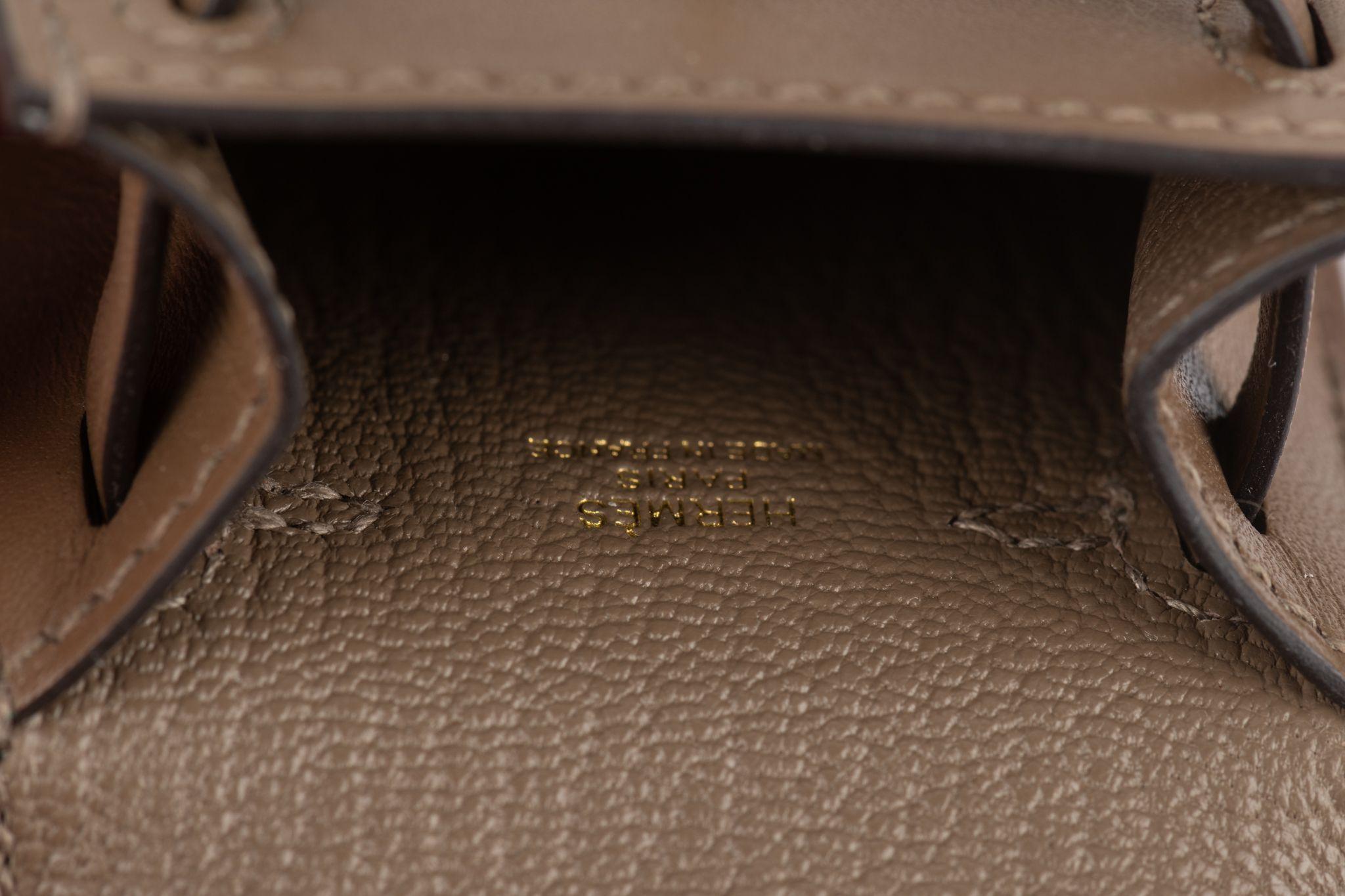 Hermès Etoupe Kelly Idole Tasche Charme im Angebot 3