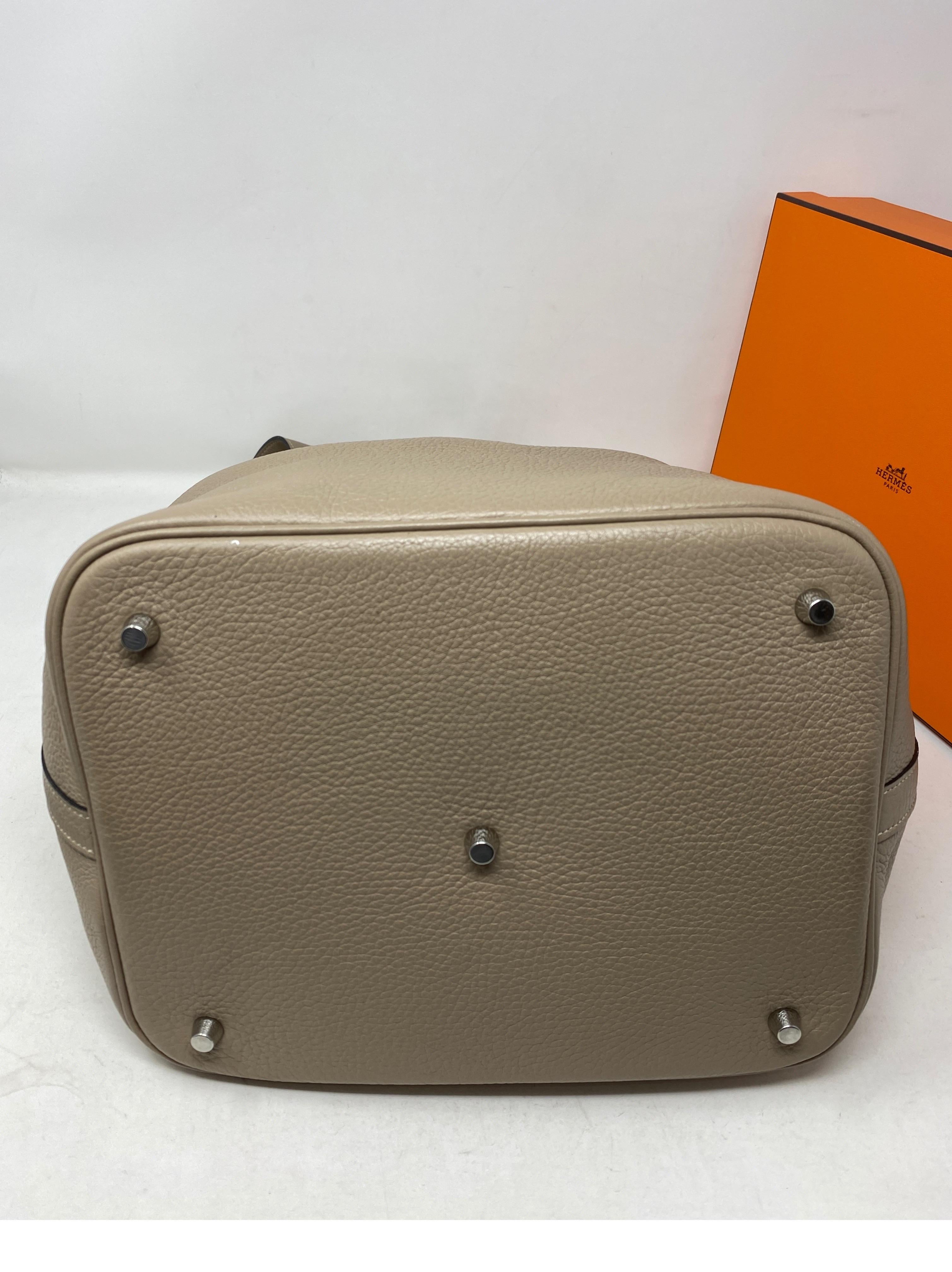 Hermes Etoupe Picotin GM Bag  In Excellent Condition In Athens, GA
