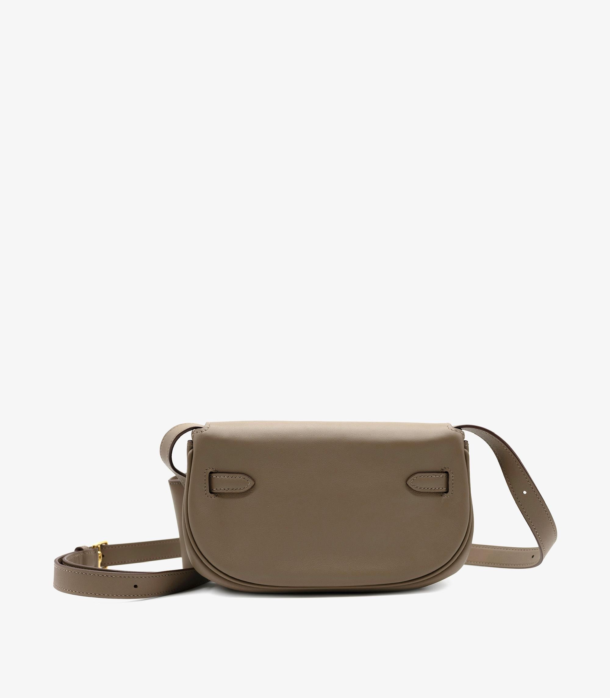 Hermès Etoupe Swift Leather Kelly Moove In New Condition For Sale In Bishop's Stortford, Hertfordshire