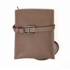 Hermès Etoupe Swift Leder Pochenplus Crossbody Palladium Hardware