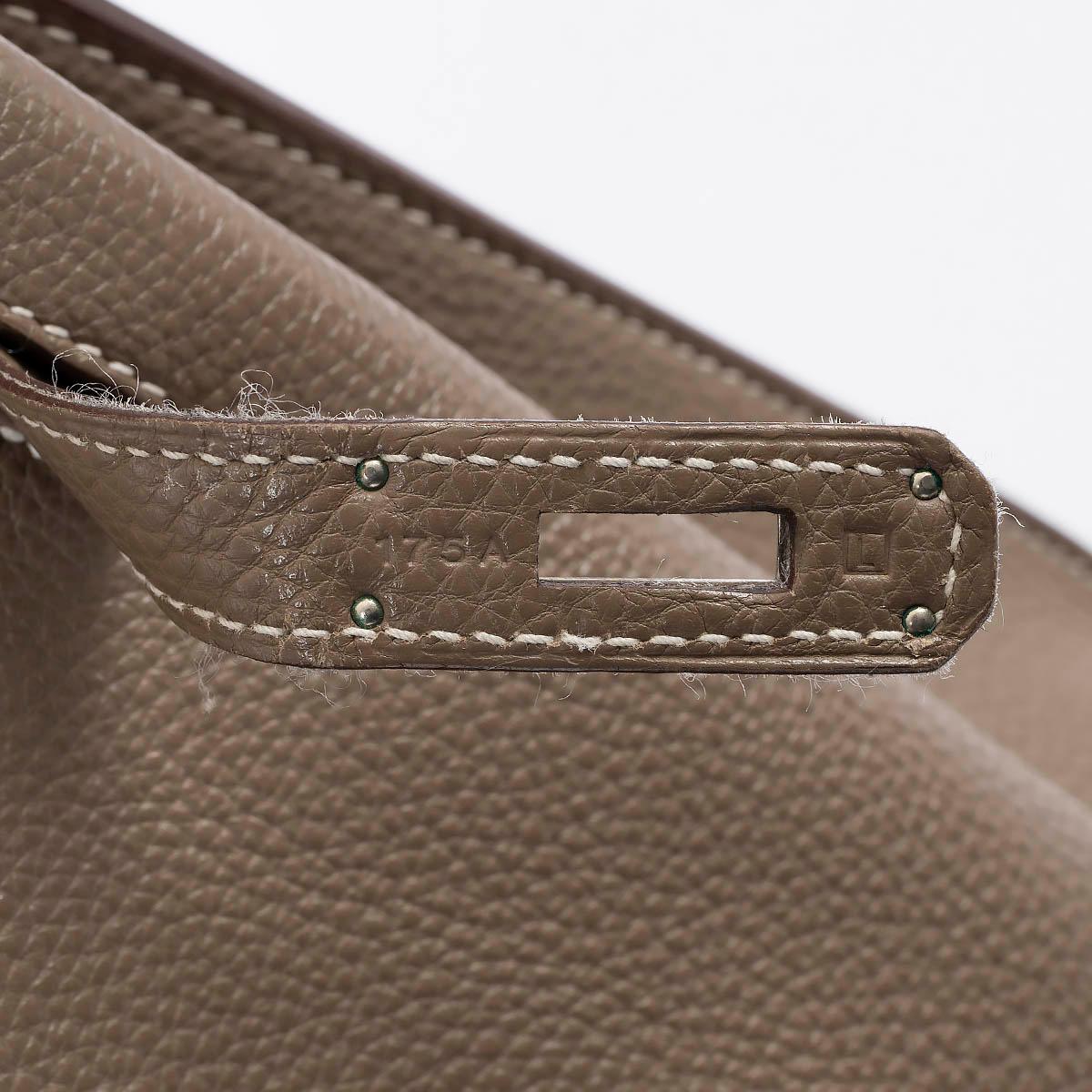 HERMÈS Sac hobo SO KELLY 22 couleur taupe étoupe en cuir Clemence 2